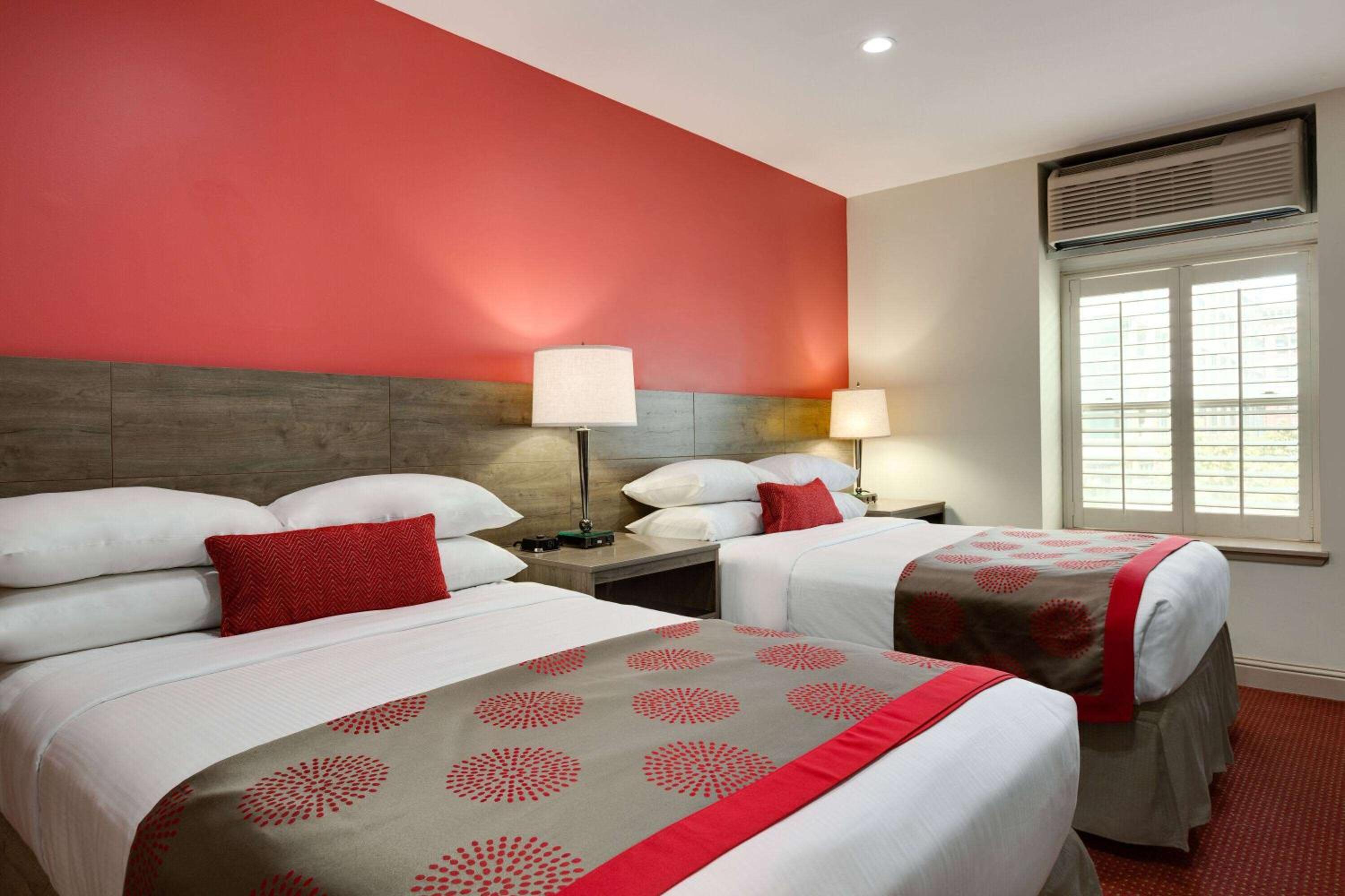 Oakland Vacations - Ramada by Wyndham Oakland Downtown City Center - Property Image 2