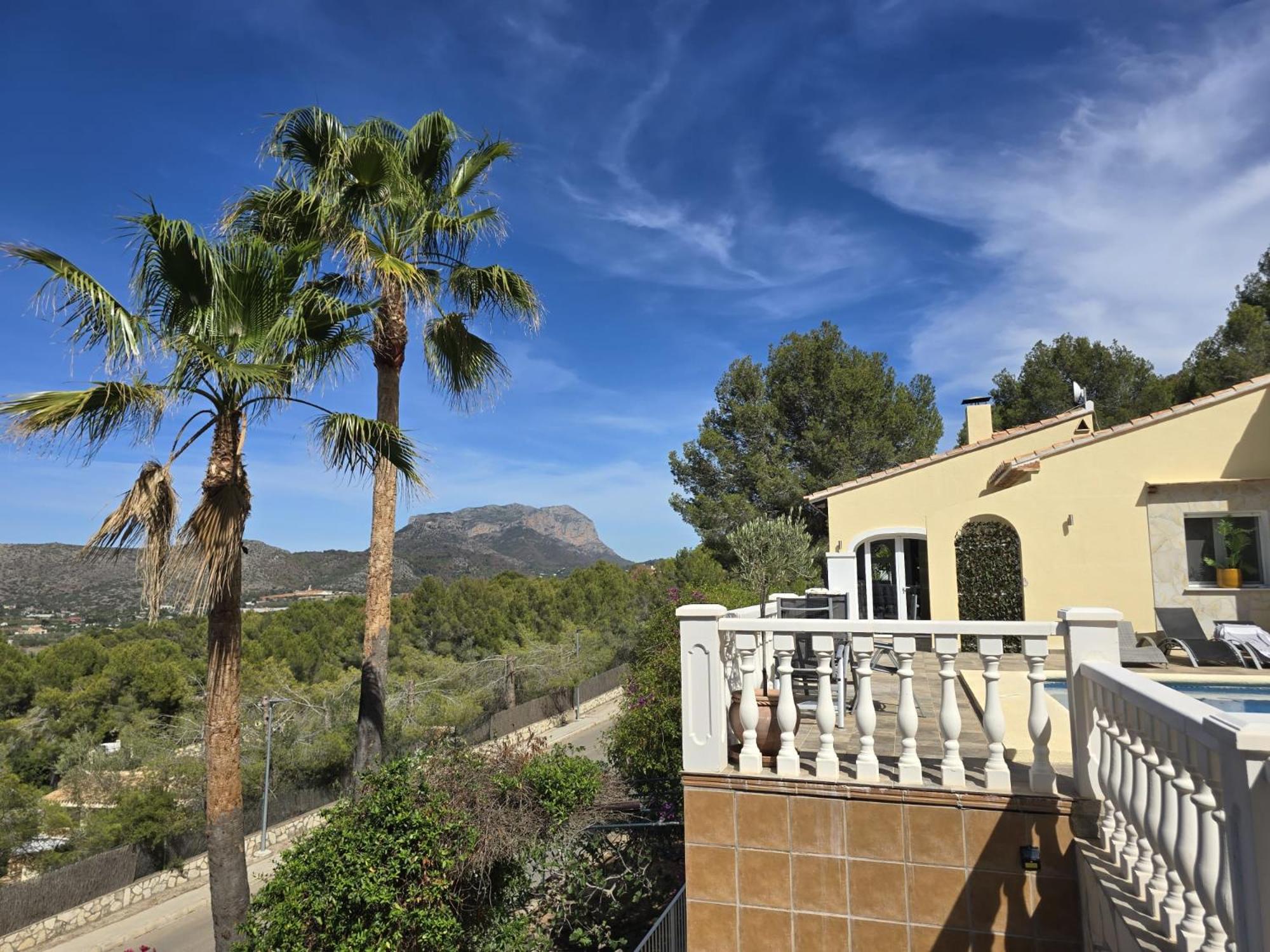 Villa Amarilis