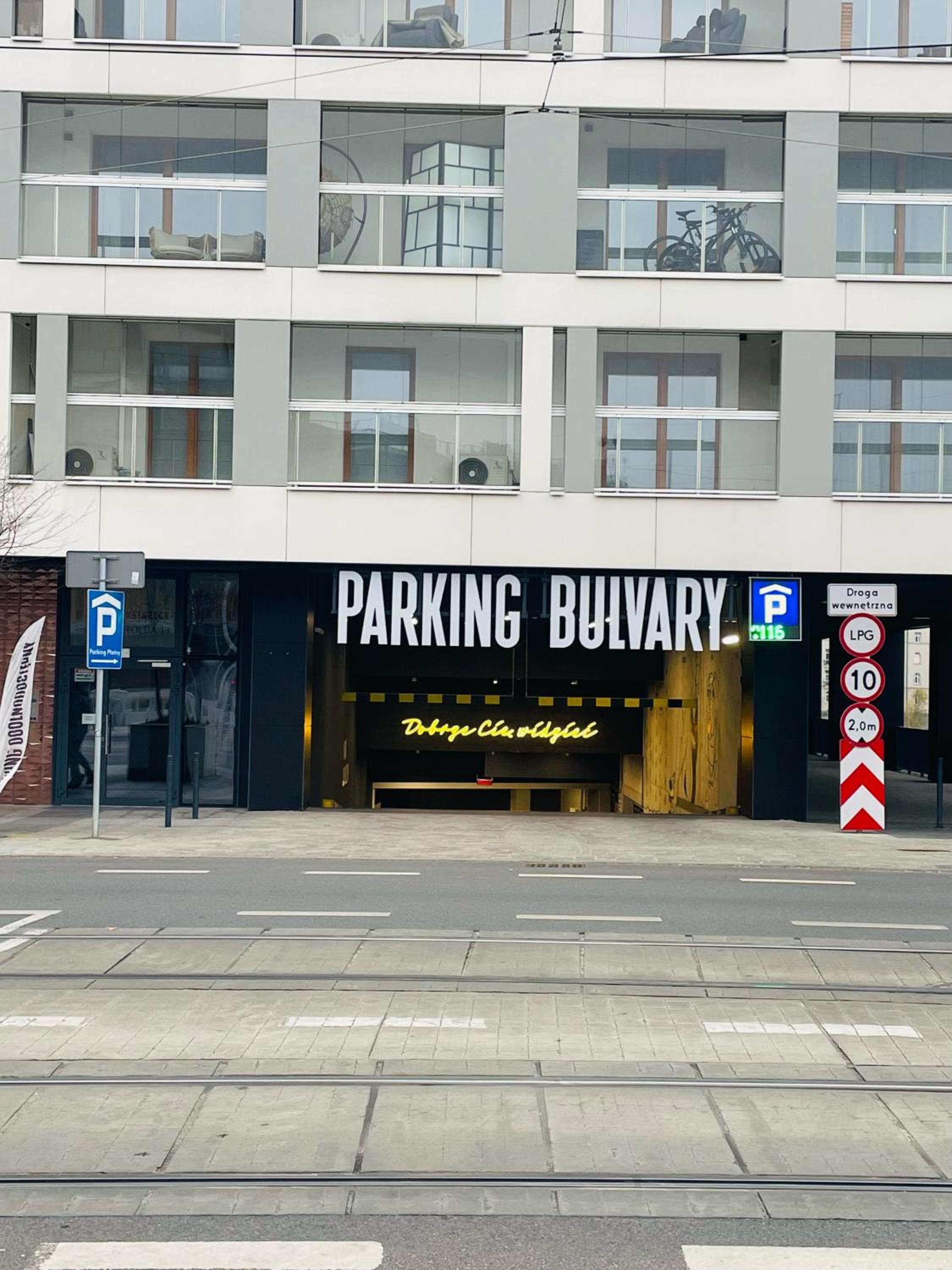 Boogie Apartments