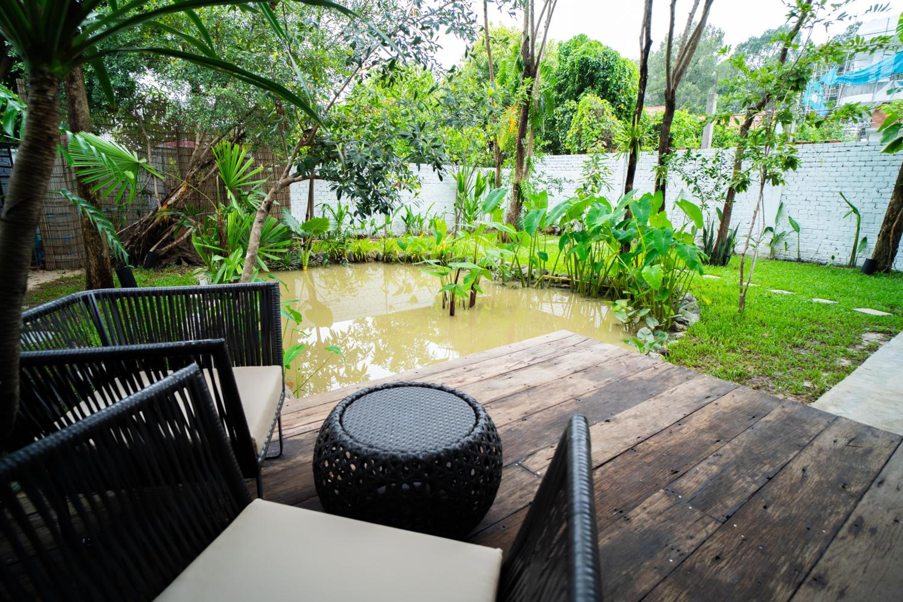 Nest-Private House Collection