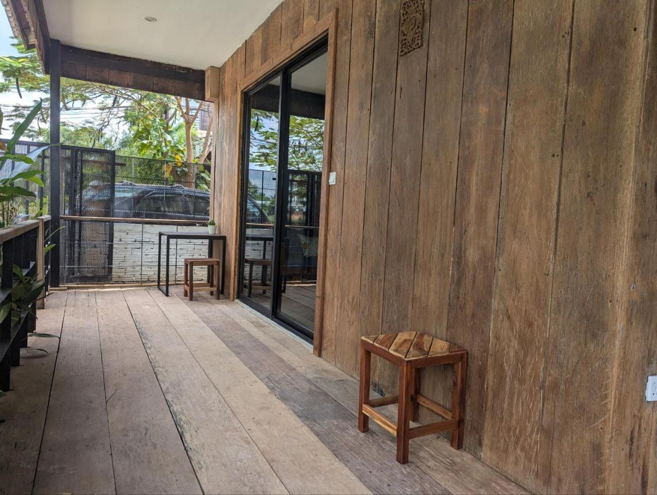 Nest-Private House Collection