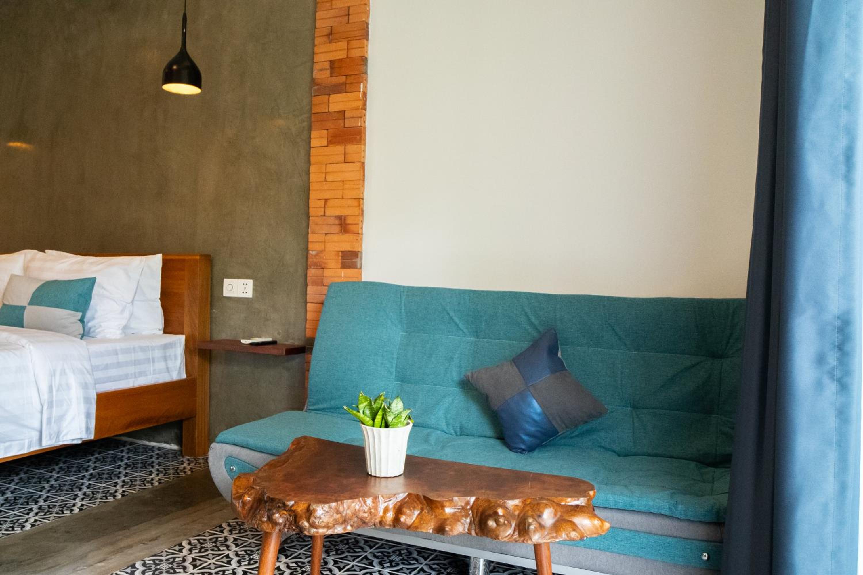 Nest-Private House Collection