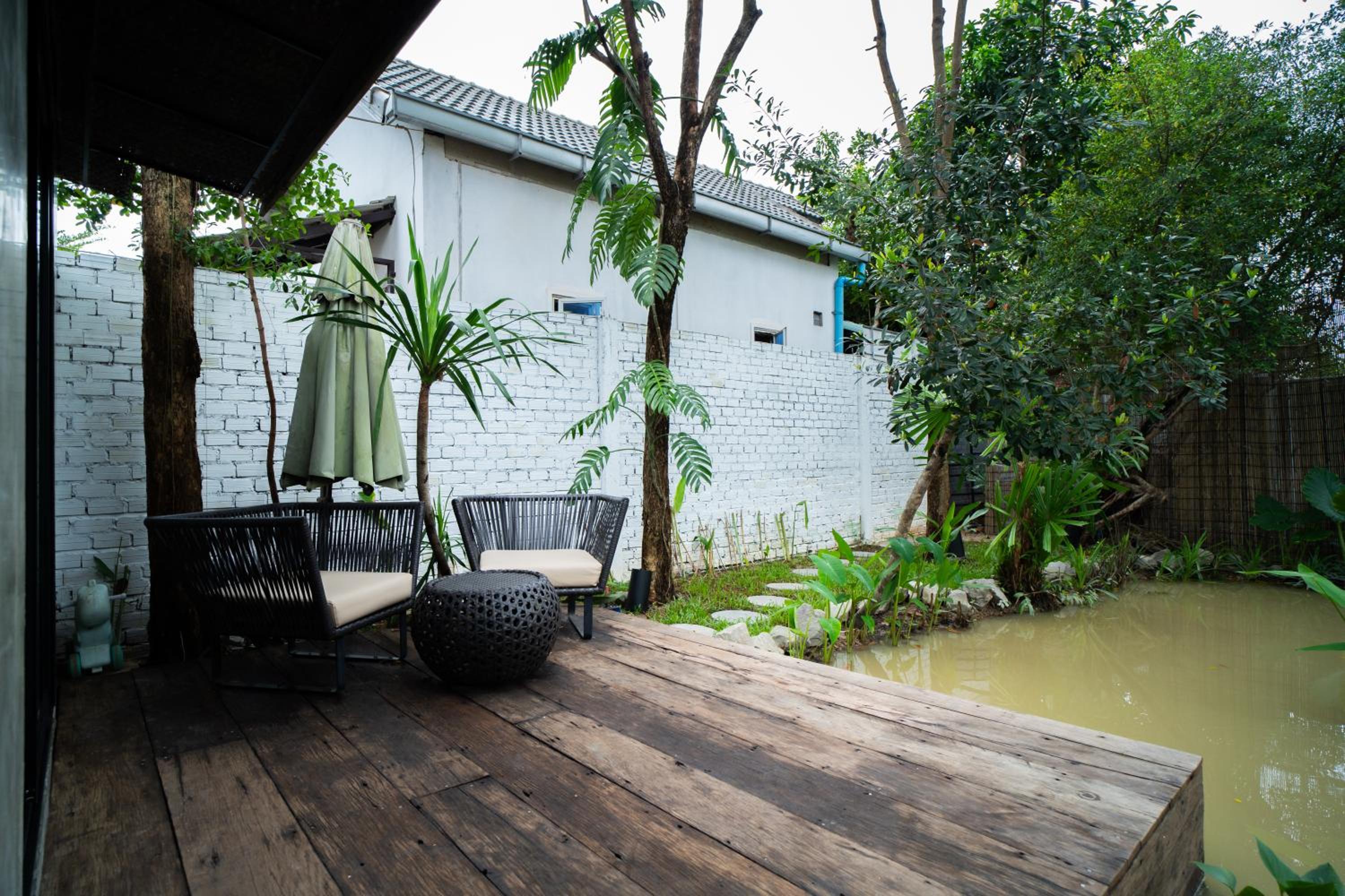 Nest-Private House Collection