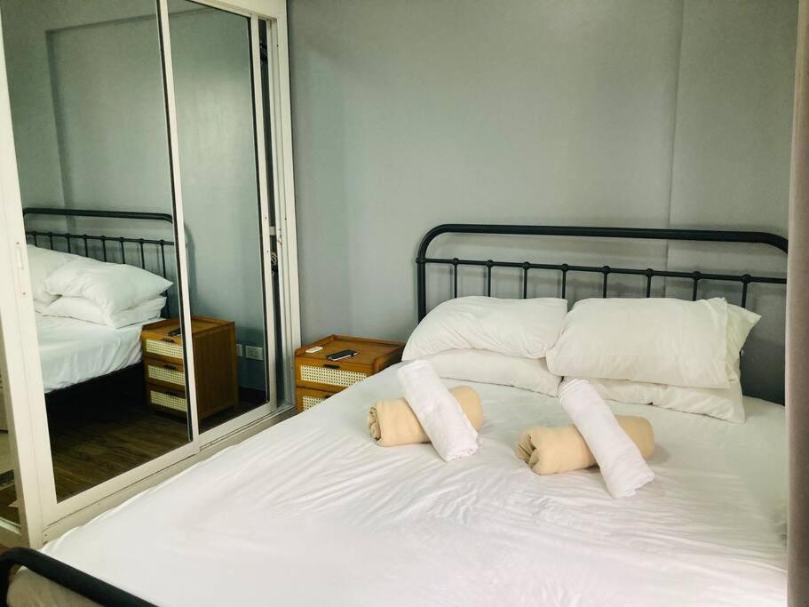 Cozy 3 Bedroom Staycation near BGC Makati Airport