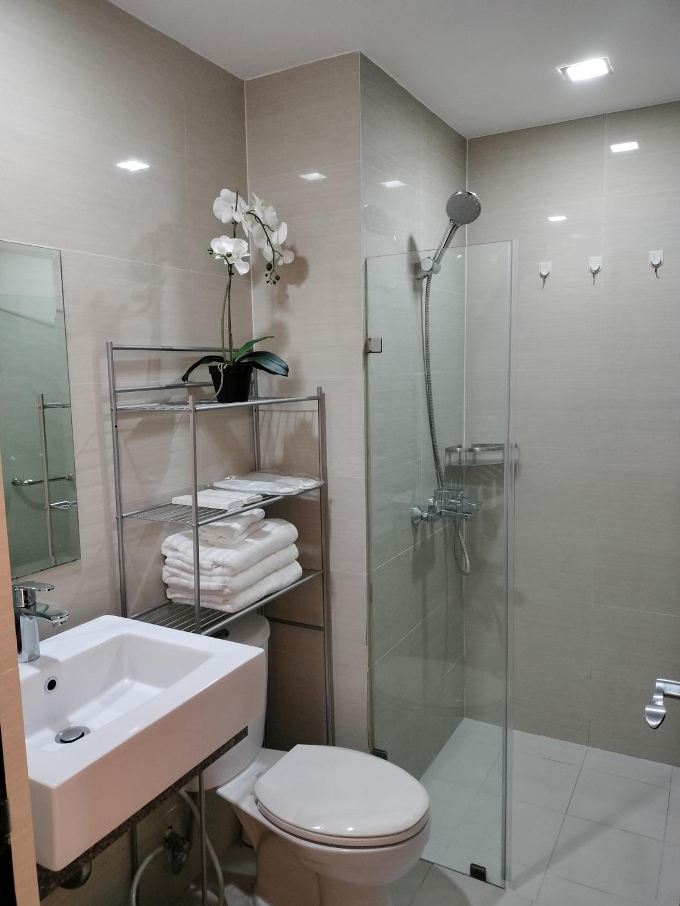The Nest C5-7F EightyOne Newport Boulevard Condominium, Pasay City view 5