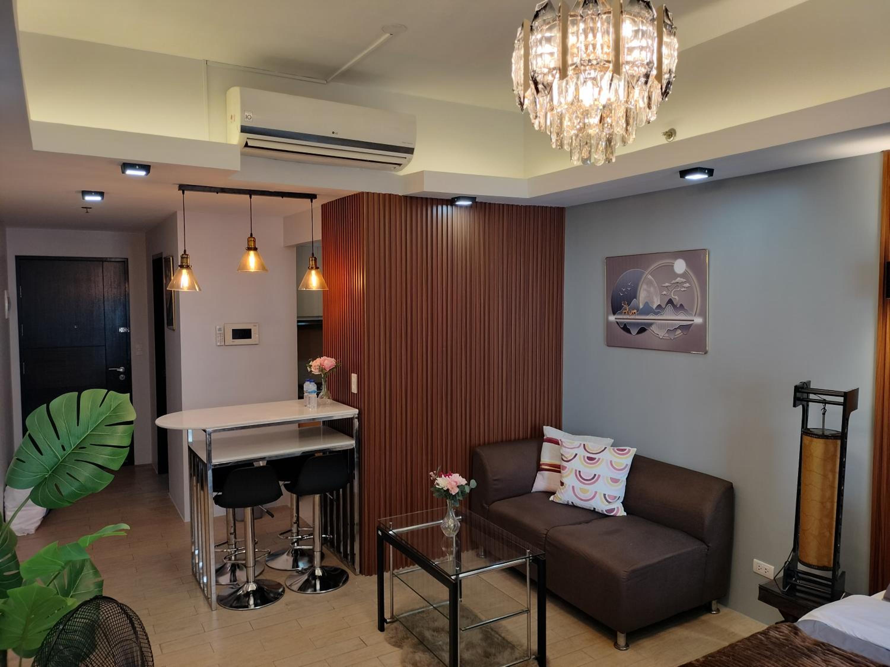 The Nest C5-7F EightyOne Newport Boulevard Condominium, Pasay City view 3