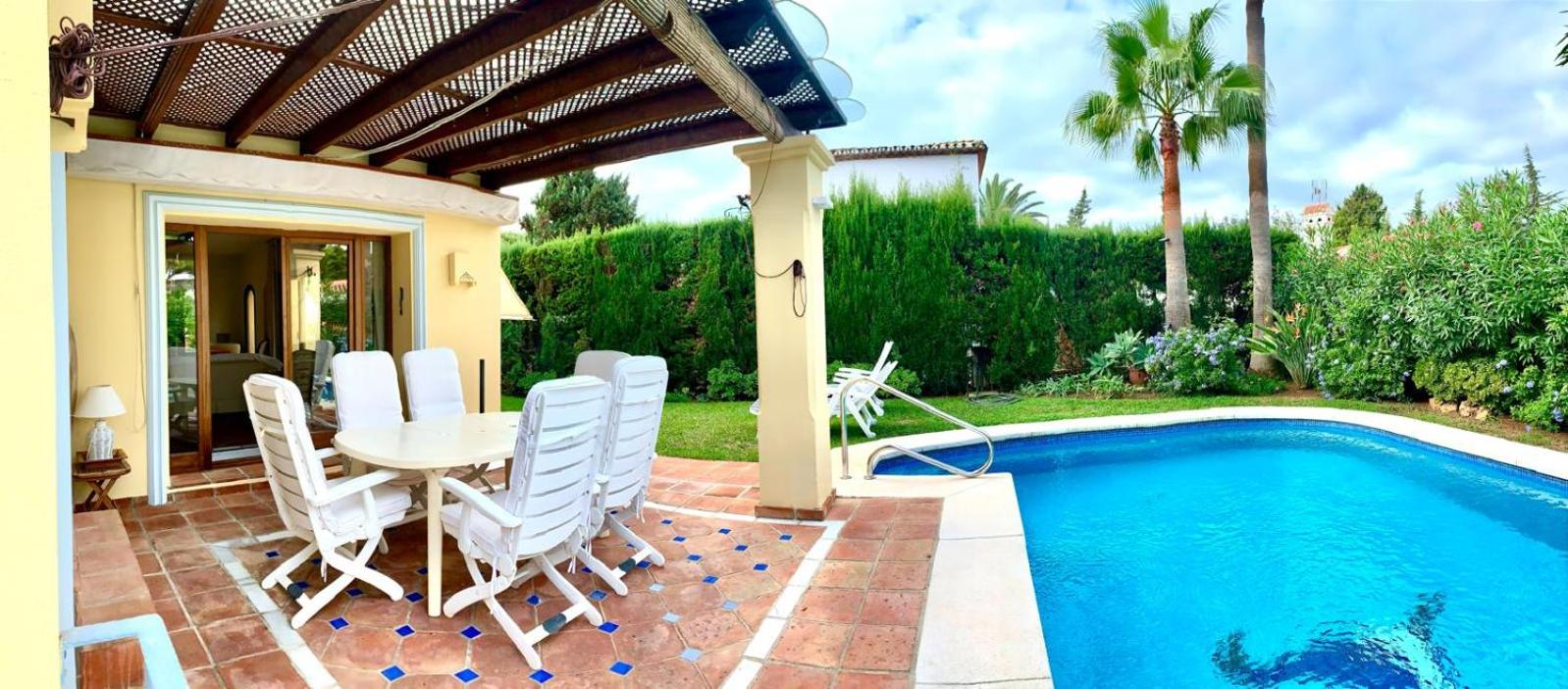 Villa Moumi