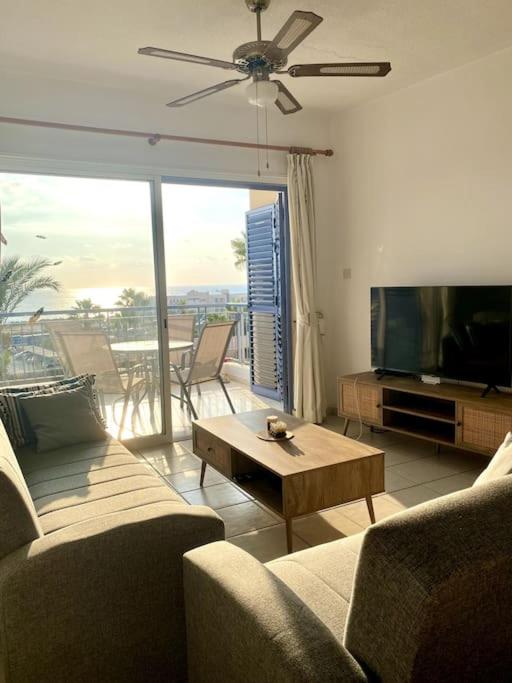 Sunset Kings Palace Apartment Paphos - Venus Beach