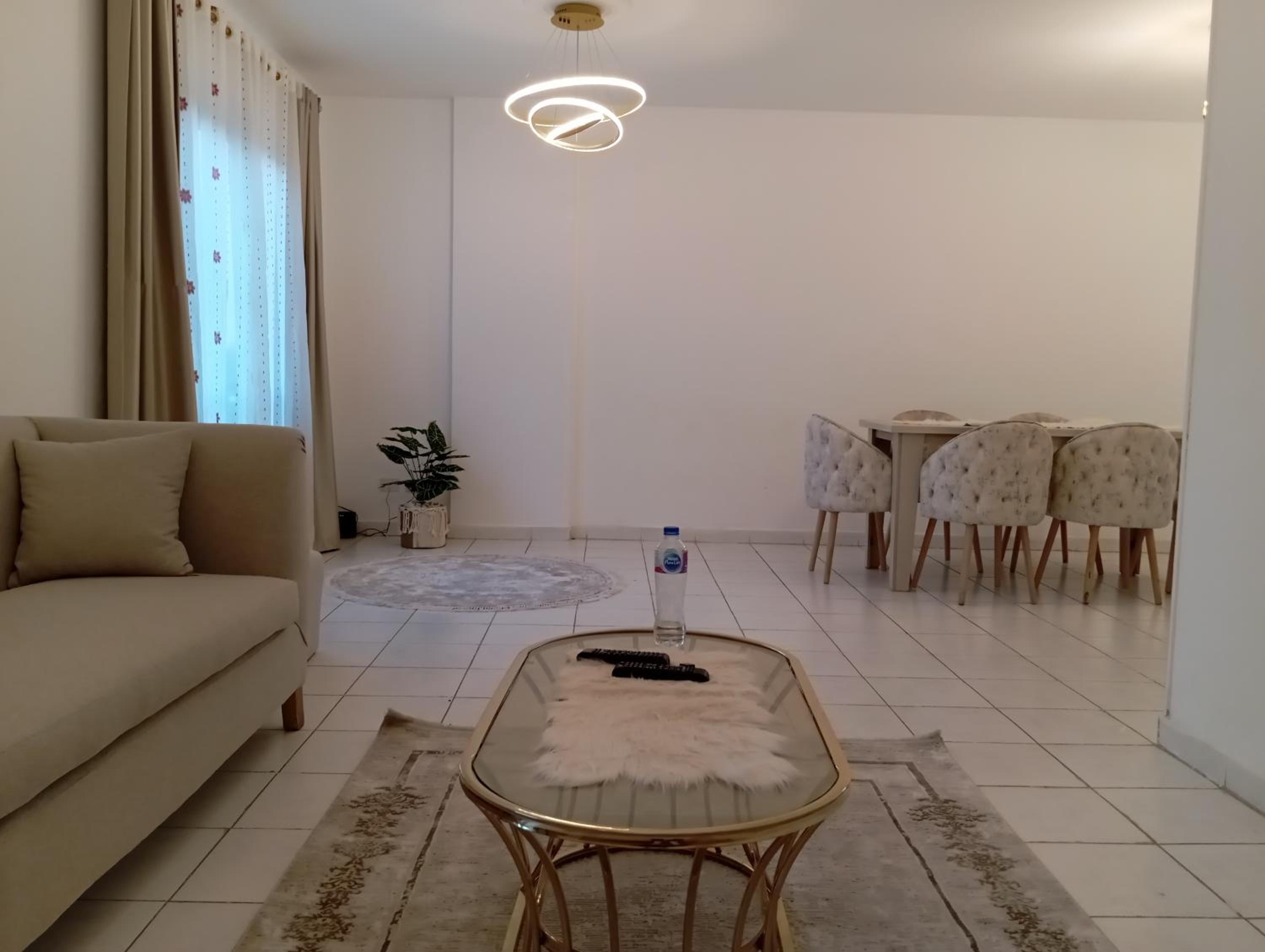 3 bedrooms 3 bathrooms, Rehab old market
