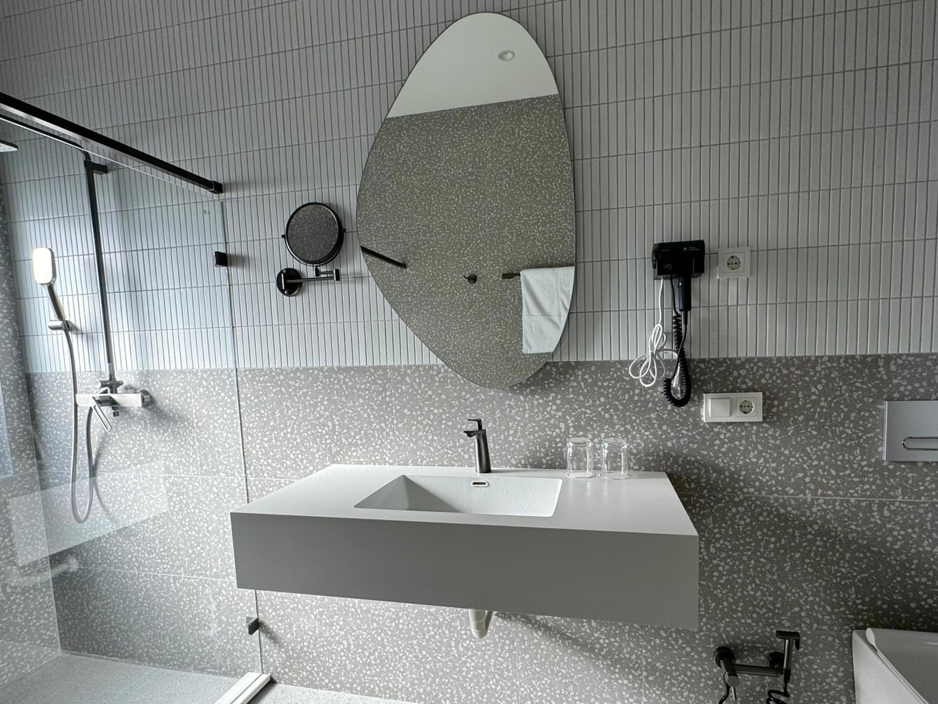 Design Apartment with landmark view 301 view 4