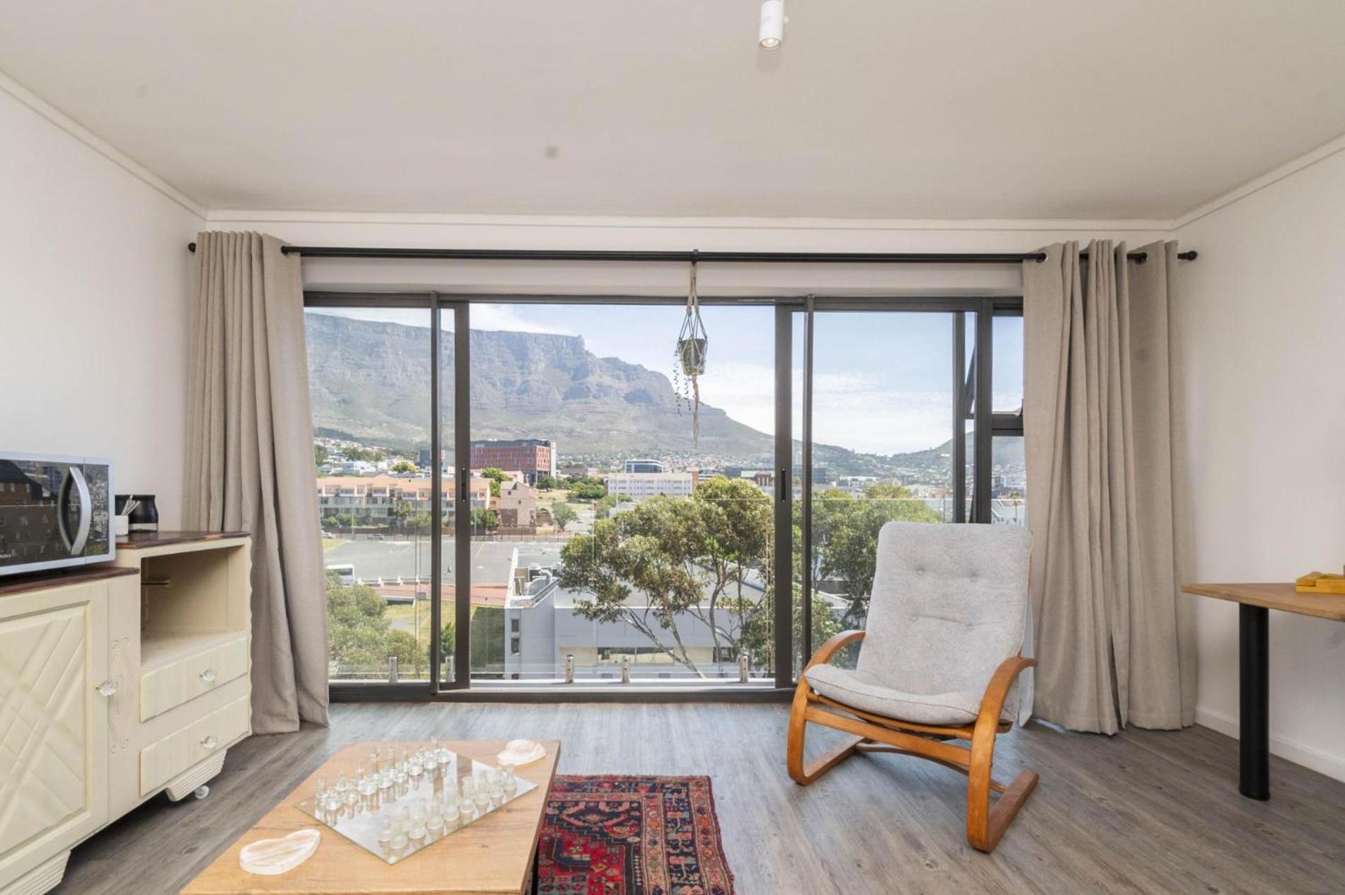 Castle Rock Apartment with Pool Mountain View view 2