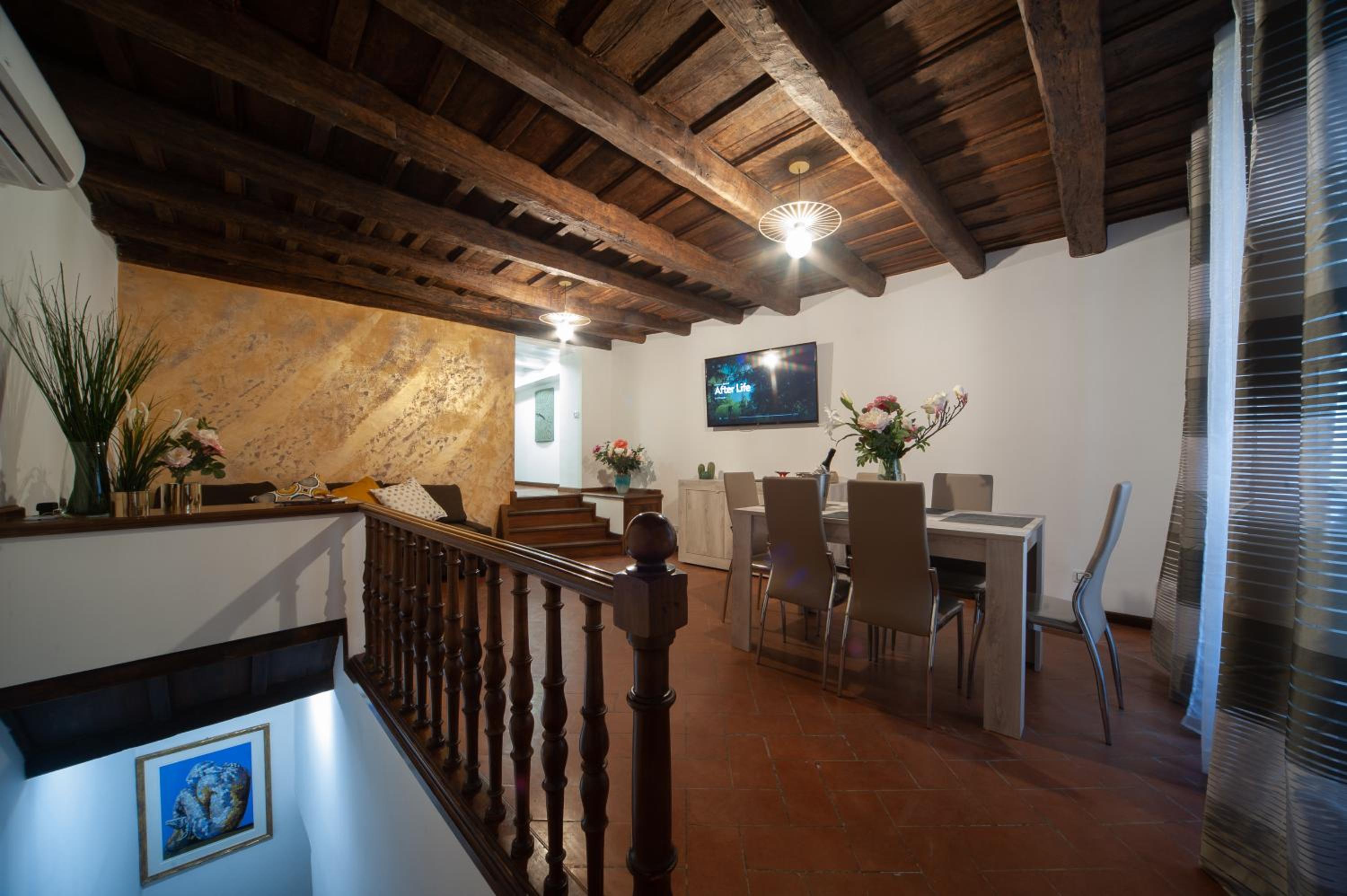 Navona Jacuzzi Apartment photo 2