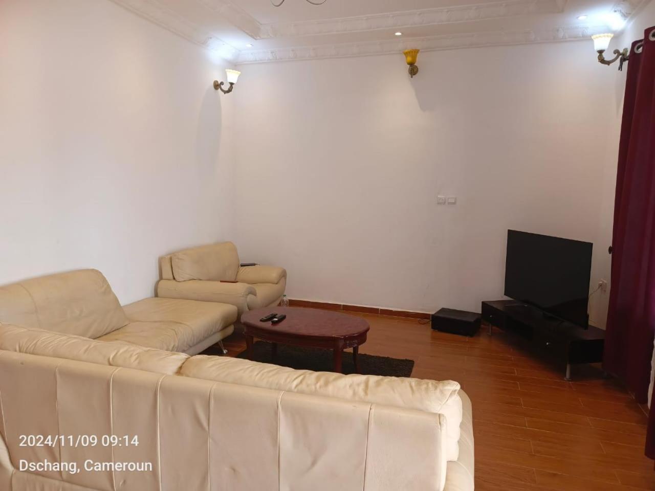RESIDENCE LA VARENNE, DSCHANG