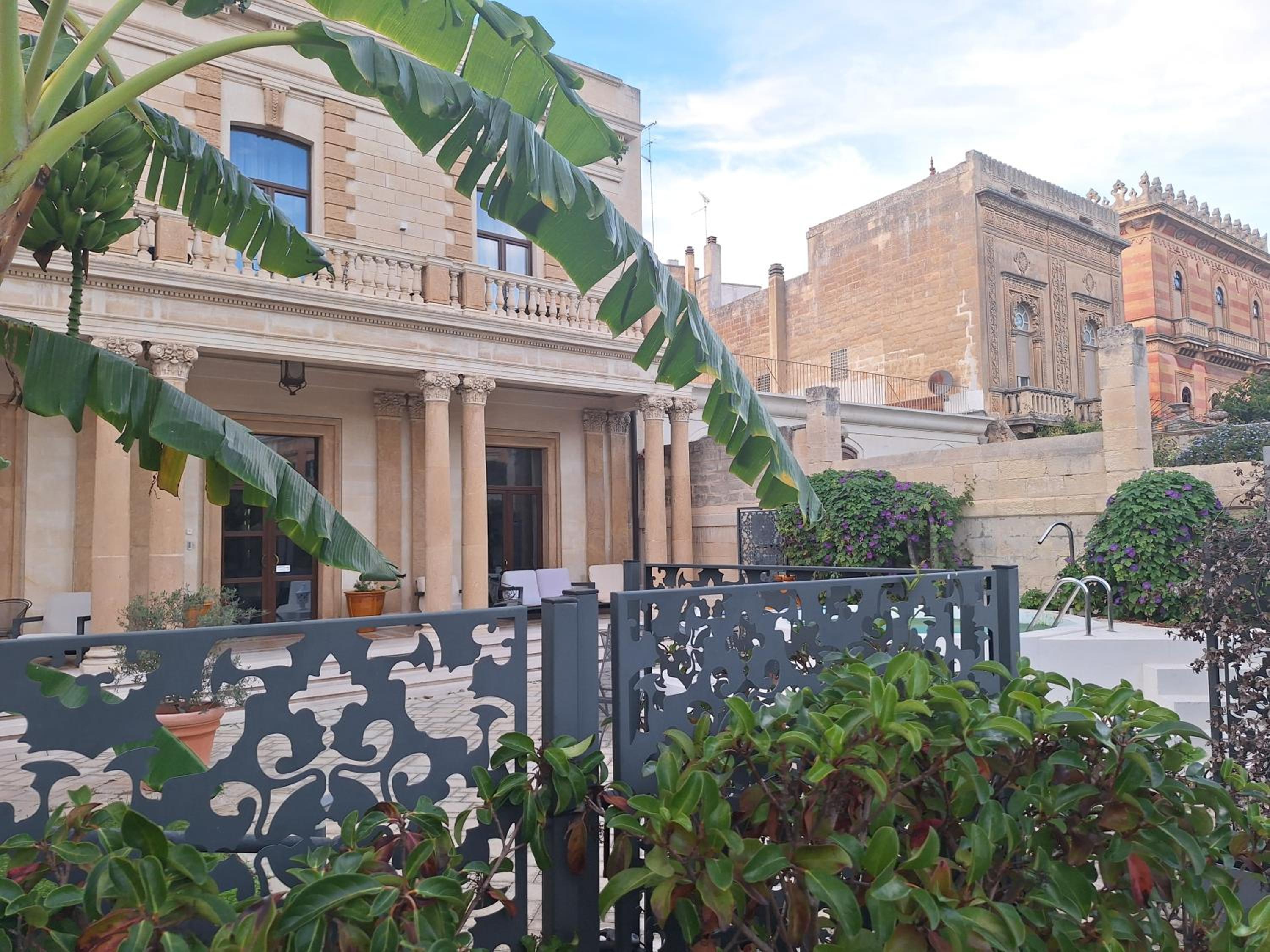 Dimora Charleston Lecce parcheggio privato in loco gratis photo 5