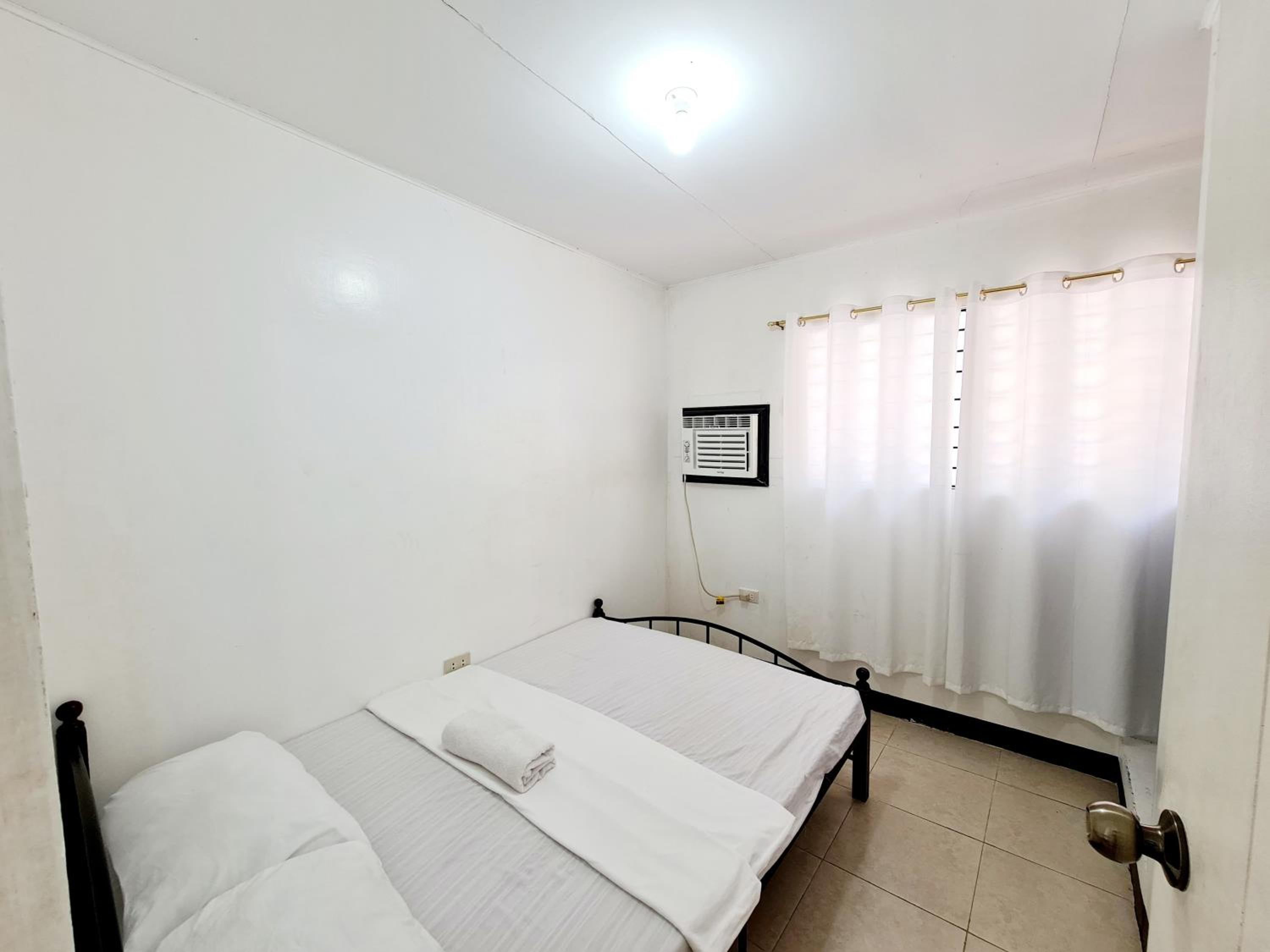 Calapan Transient House L12 view 3