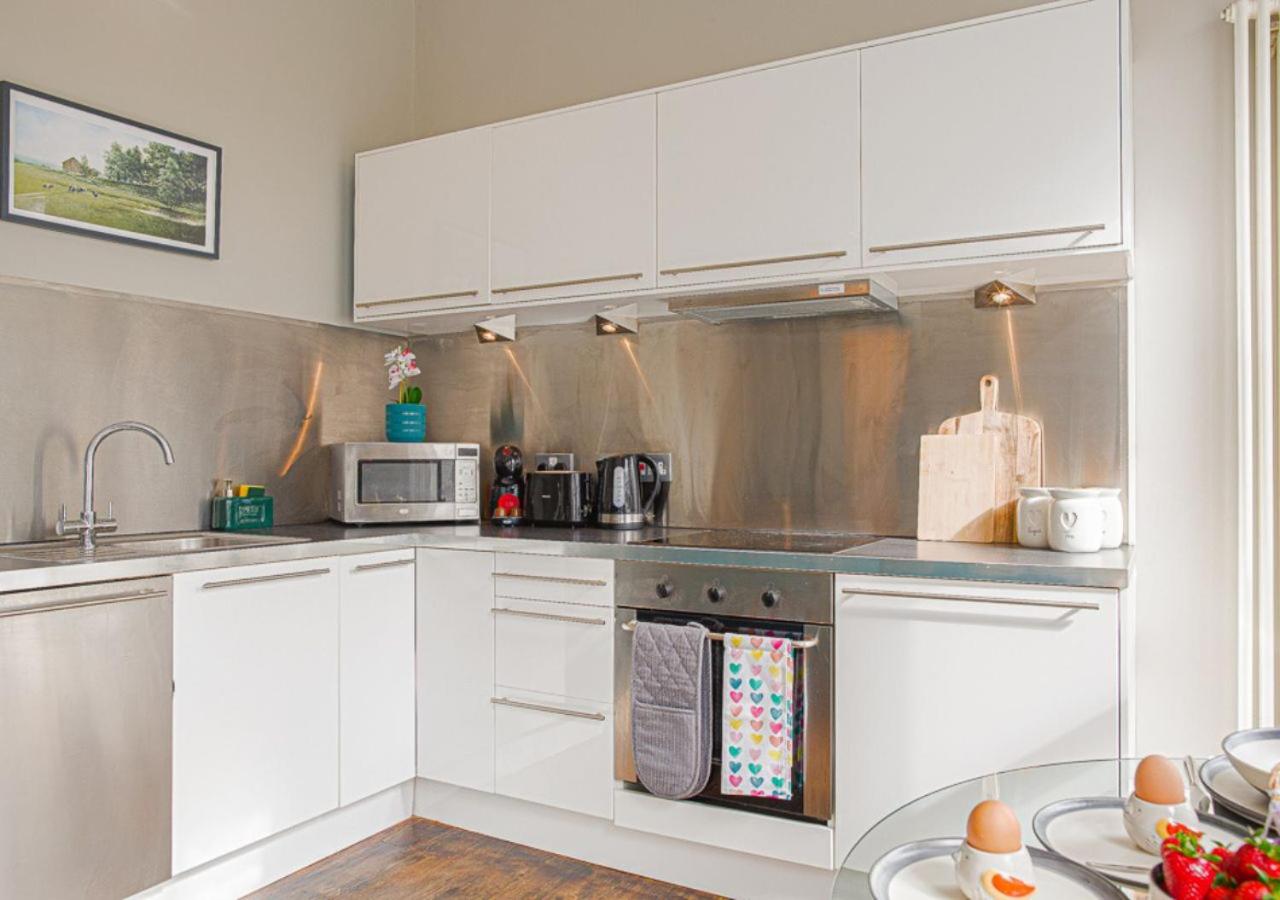 Stylish Grade II Listed Apartment: The London