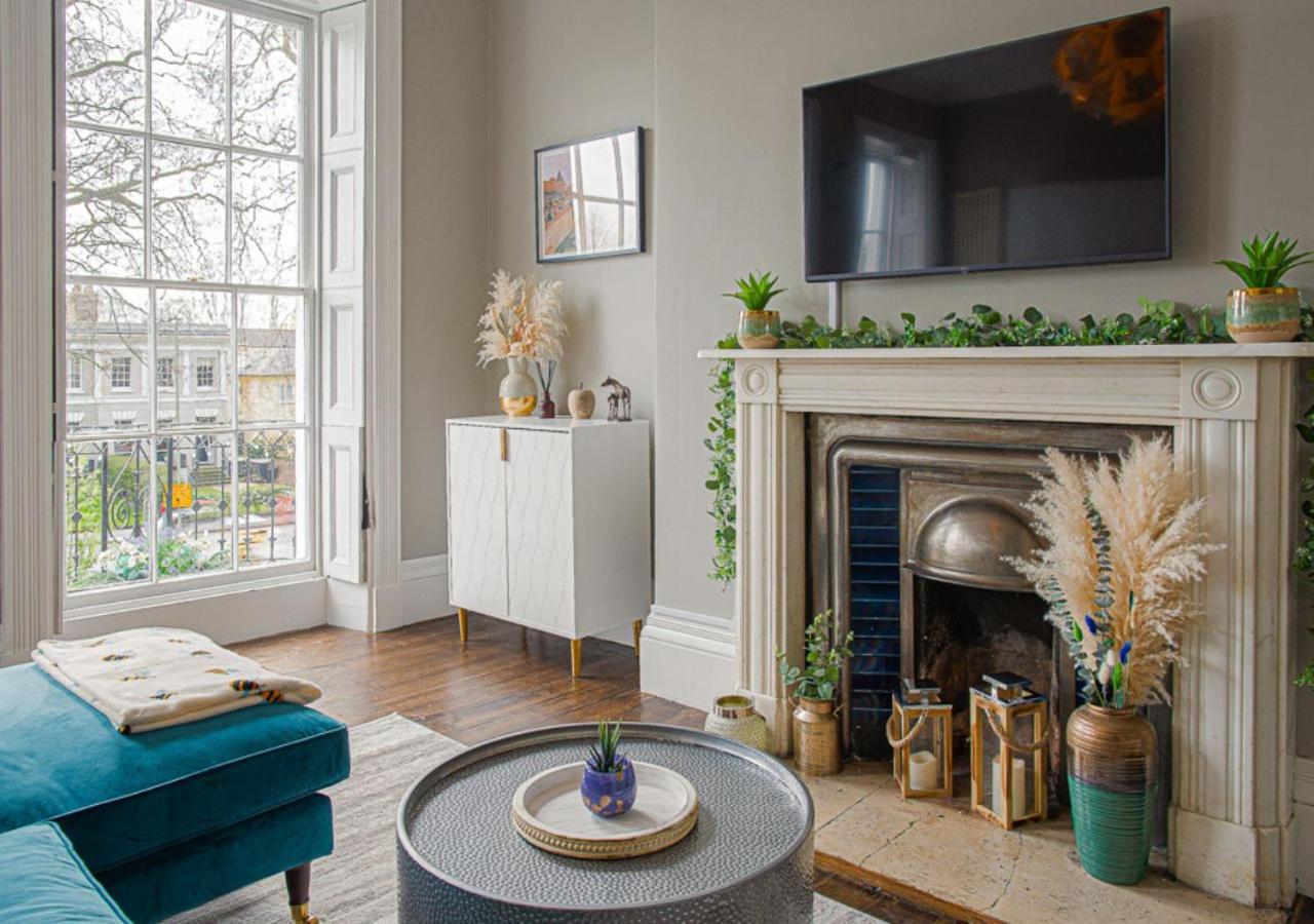 Stylish Grade II Listed Apartment: The London