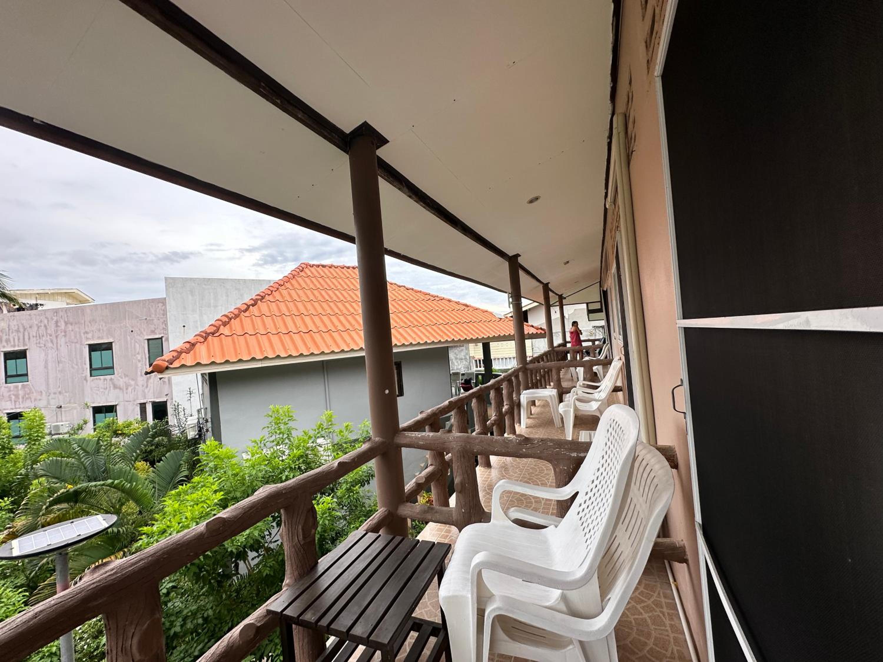Lanta Garden Home