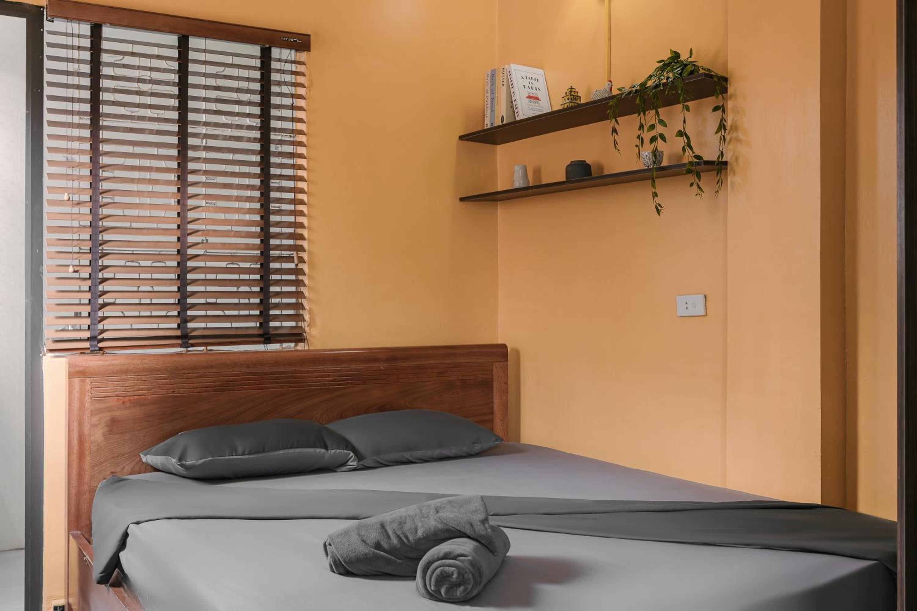 Bridgo Homestay - by Hoan Kiem lake side
