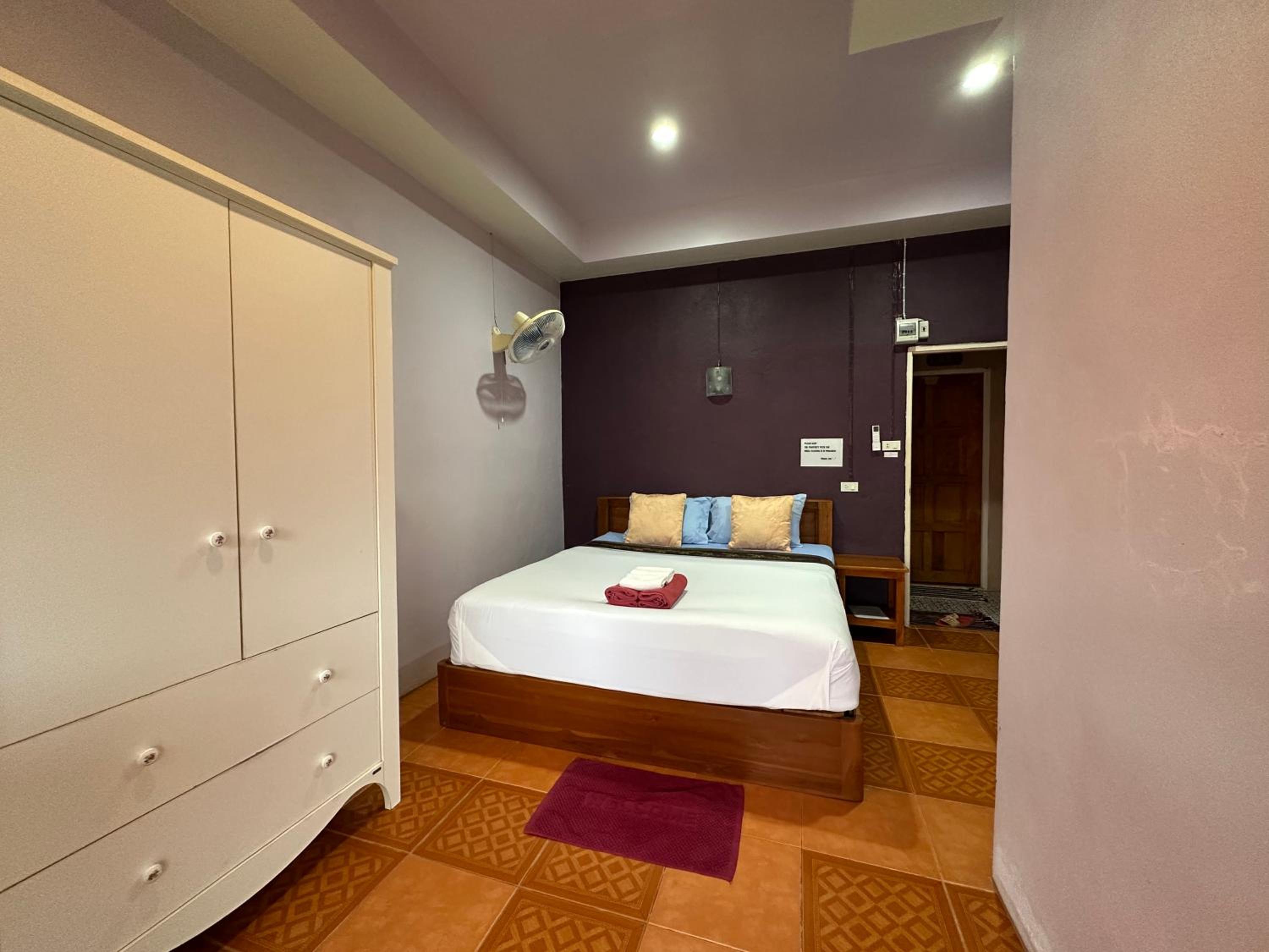 Lanta Garden Home