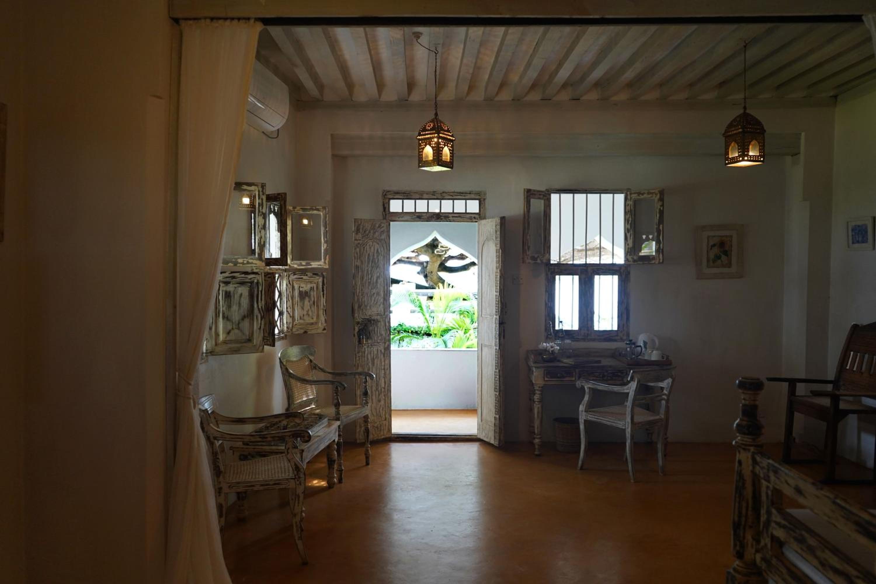 Kijani Hotel