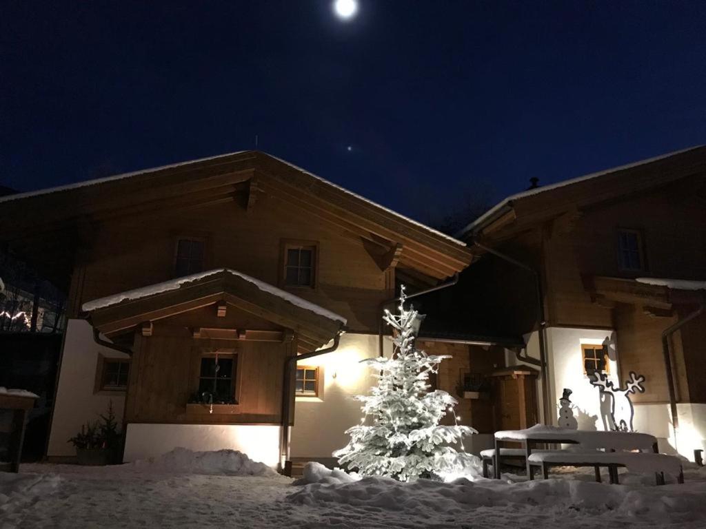 Dorfchalets & Apartments - in Kaprun centre including FREE entry Tauern Spa and Summer Card