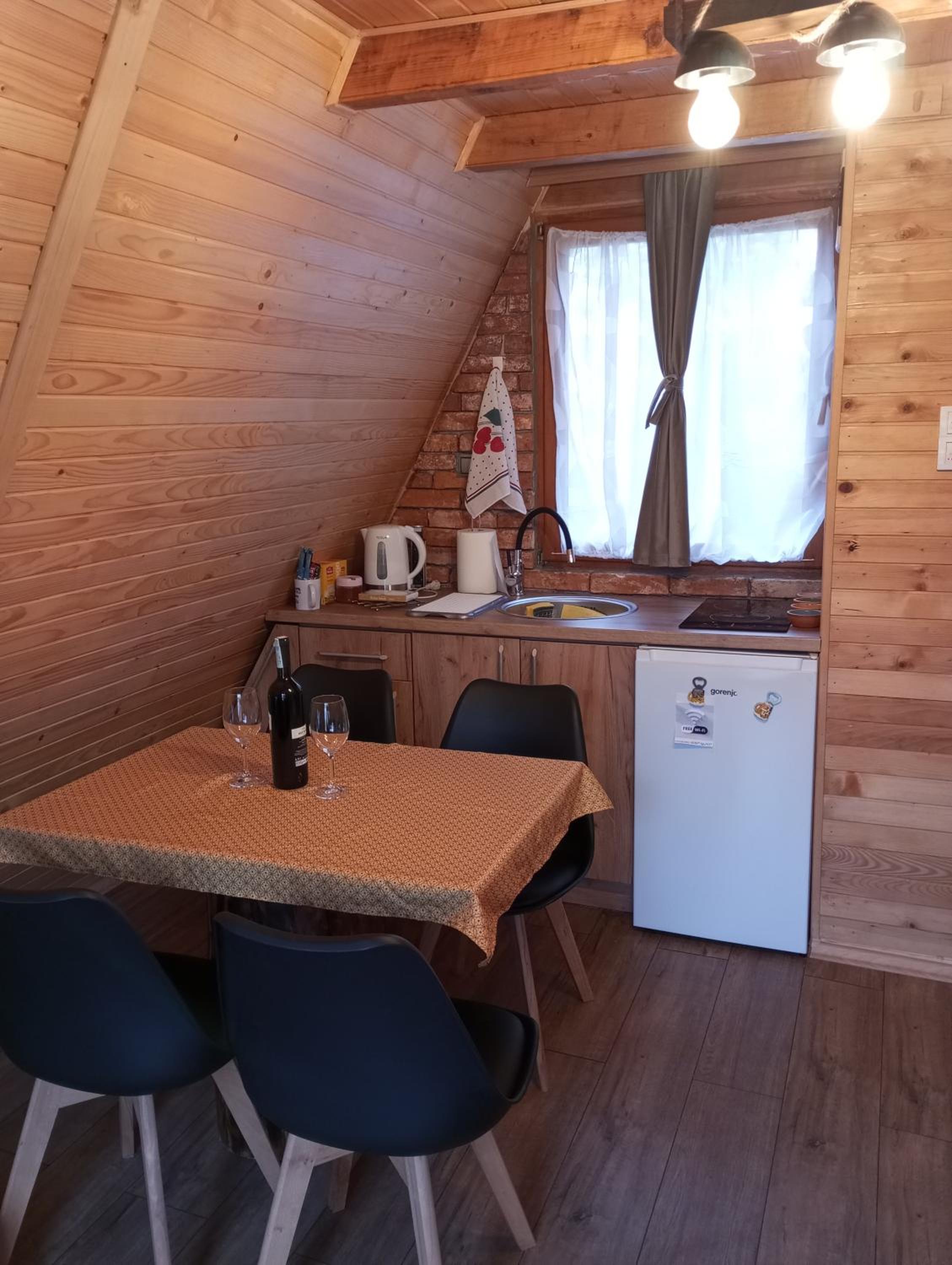 Vikendica Novska planina