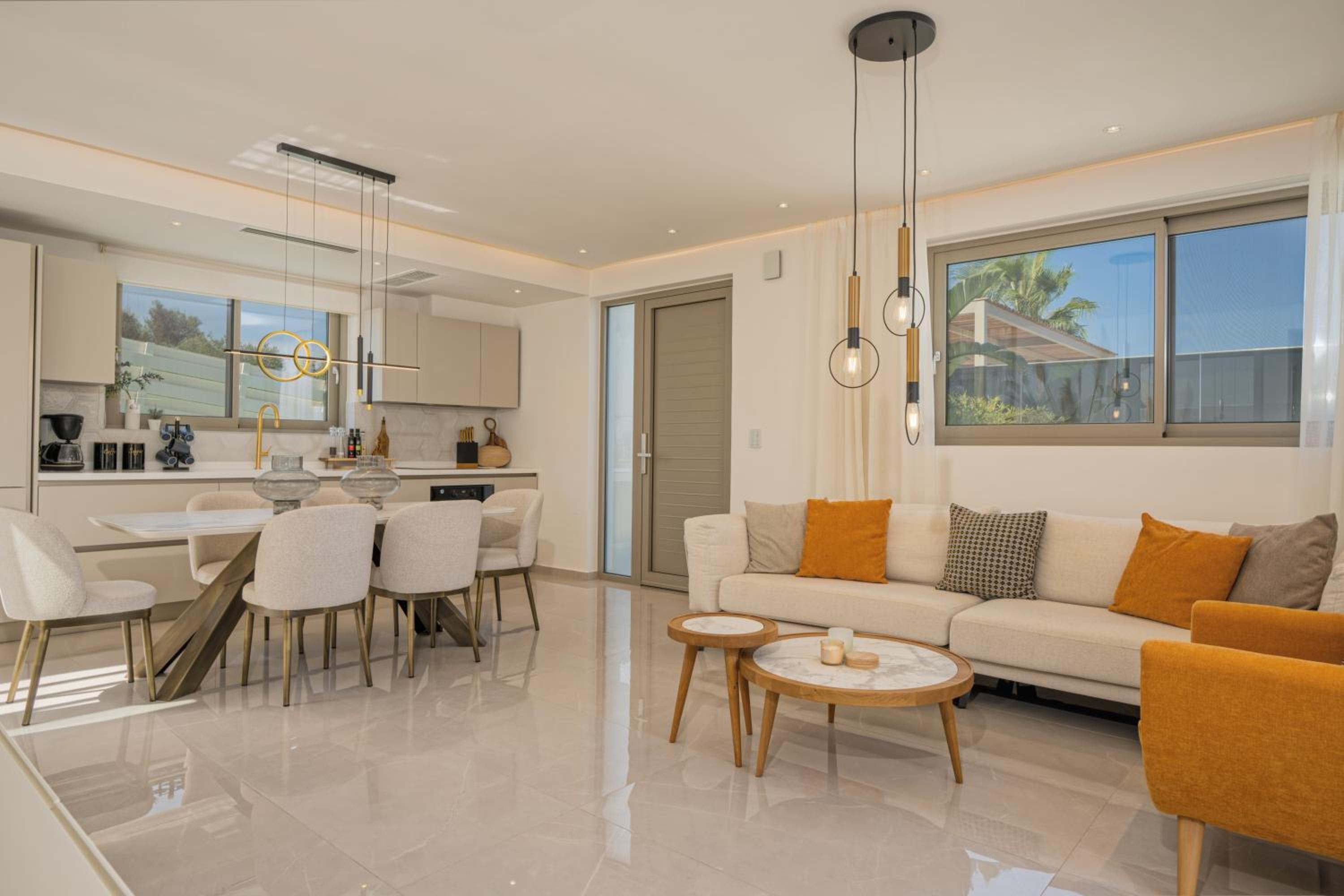 AmphiMatrion Luxury Residence