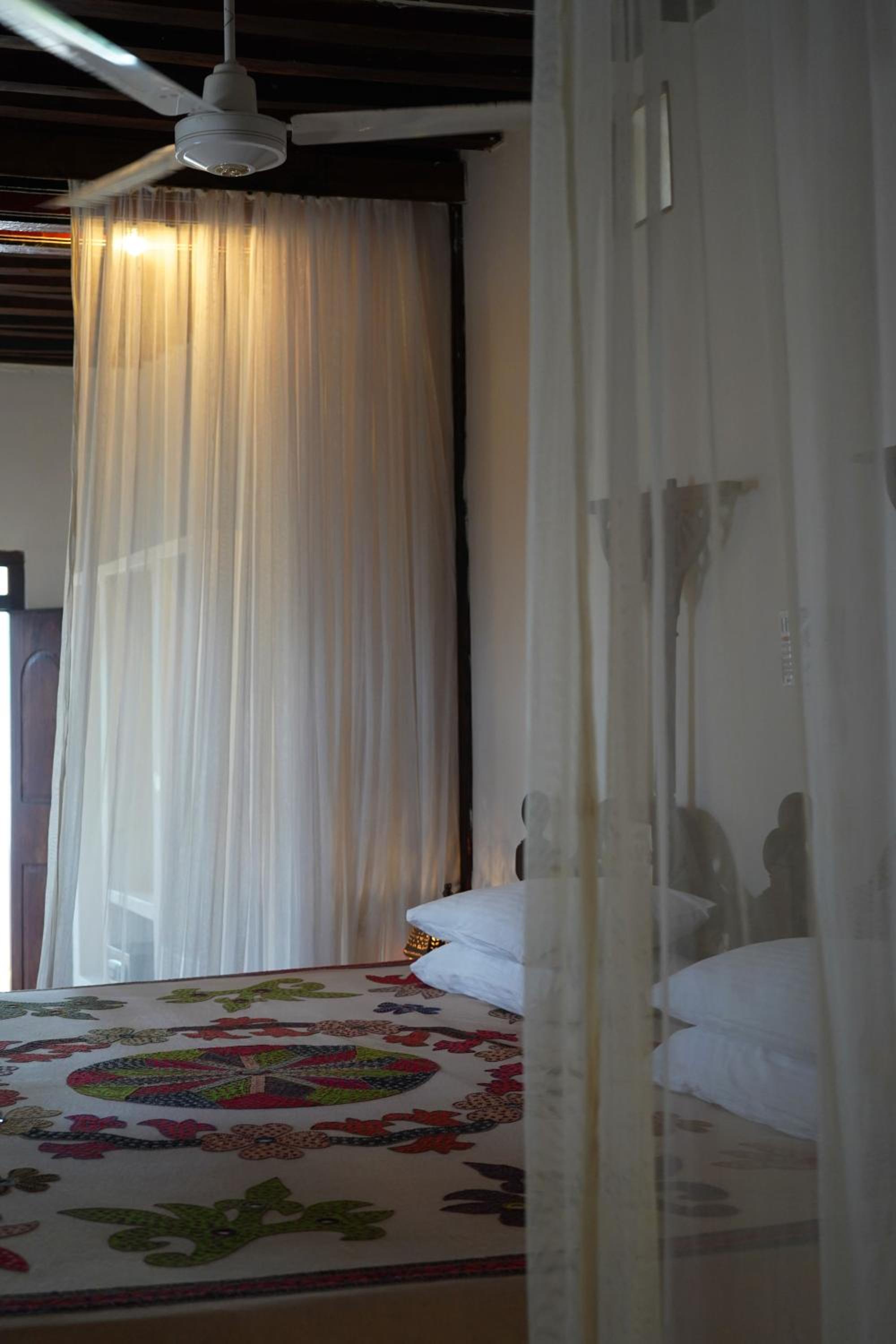 Kijani Hotel