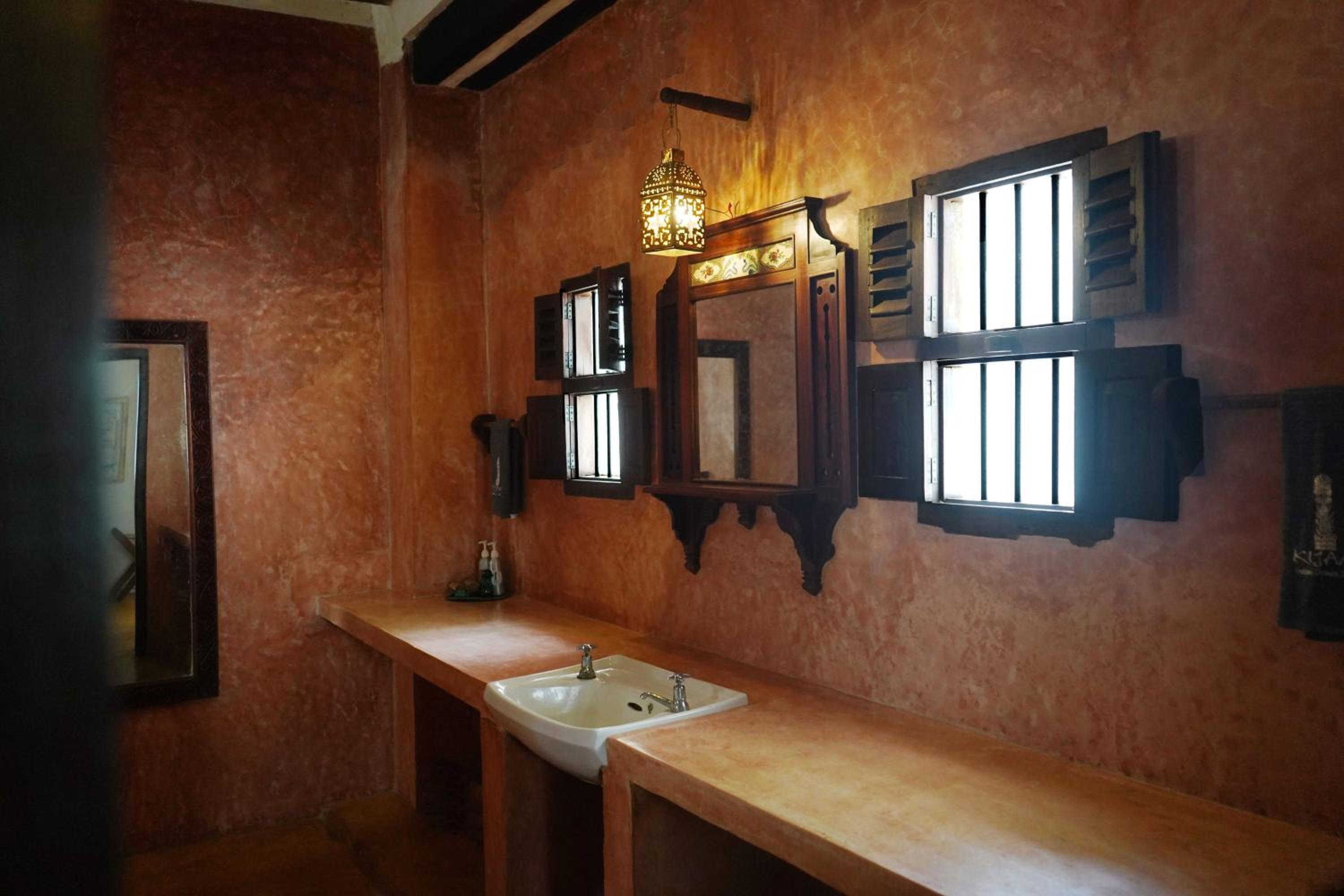 Kijani Hotel