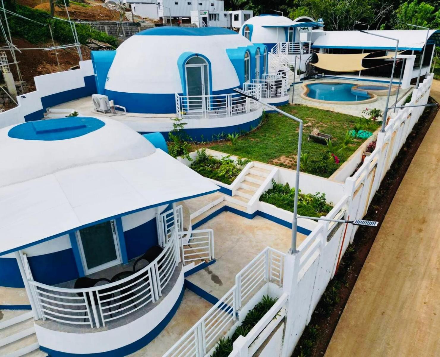 SkyMount Resort