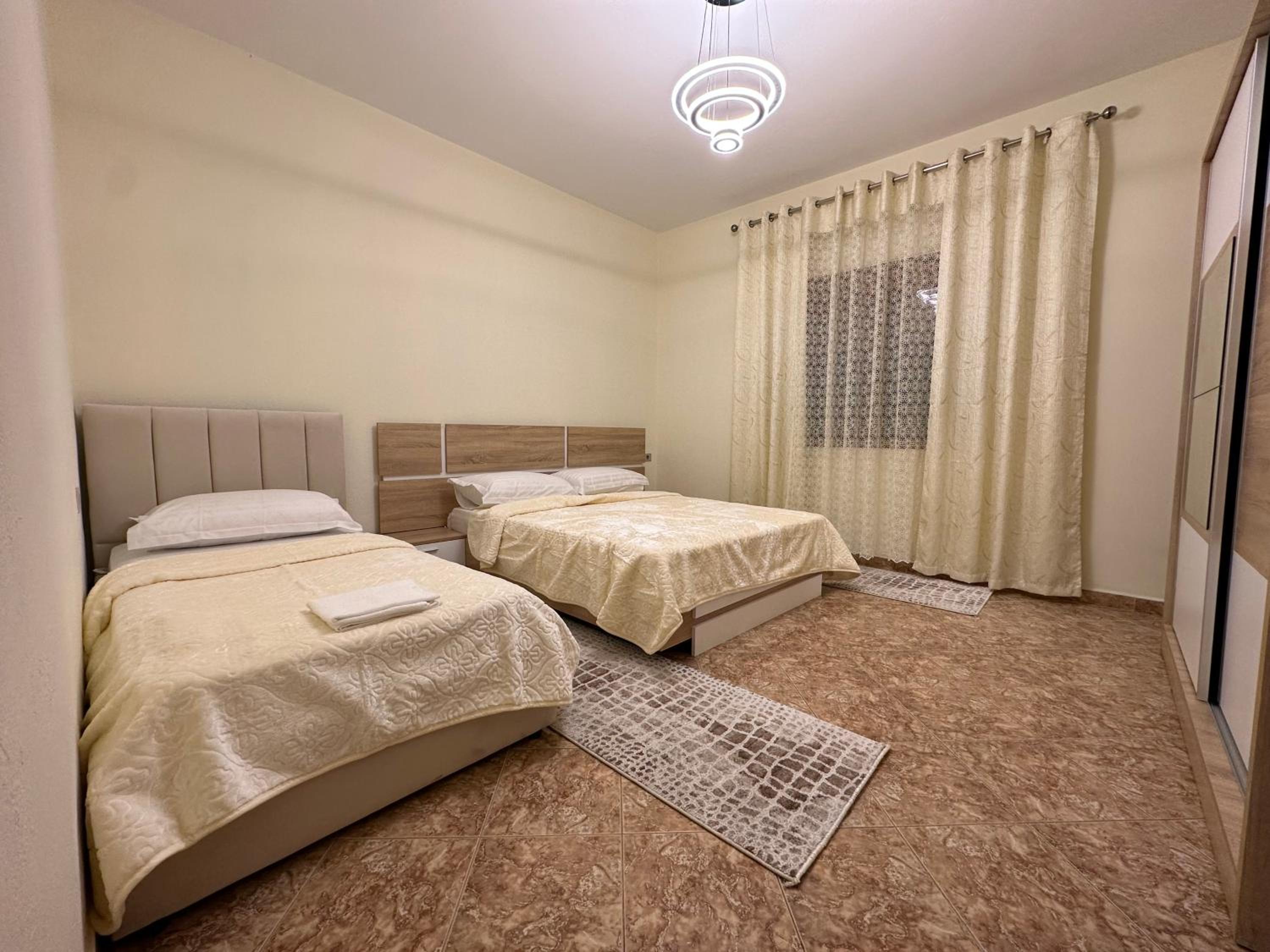 Mandi Apartament