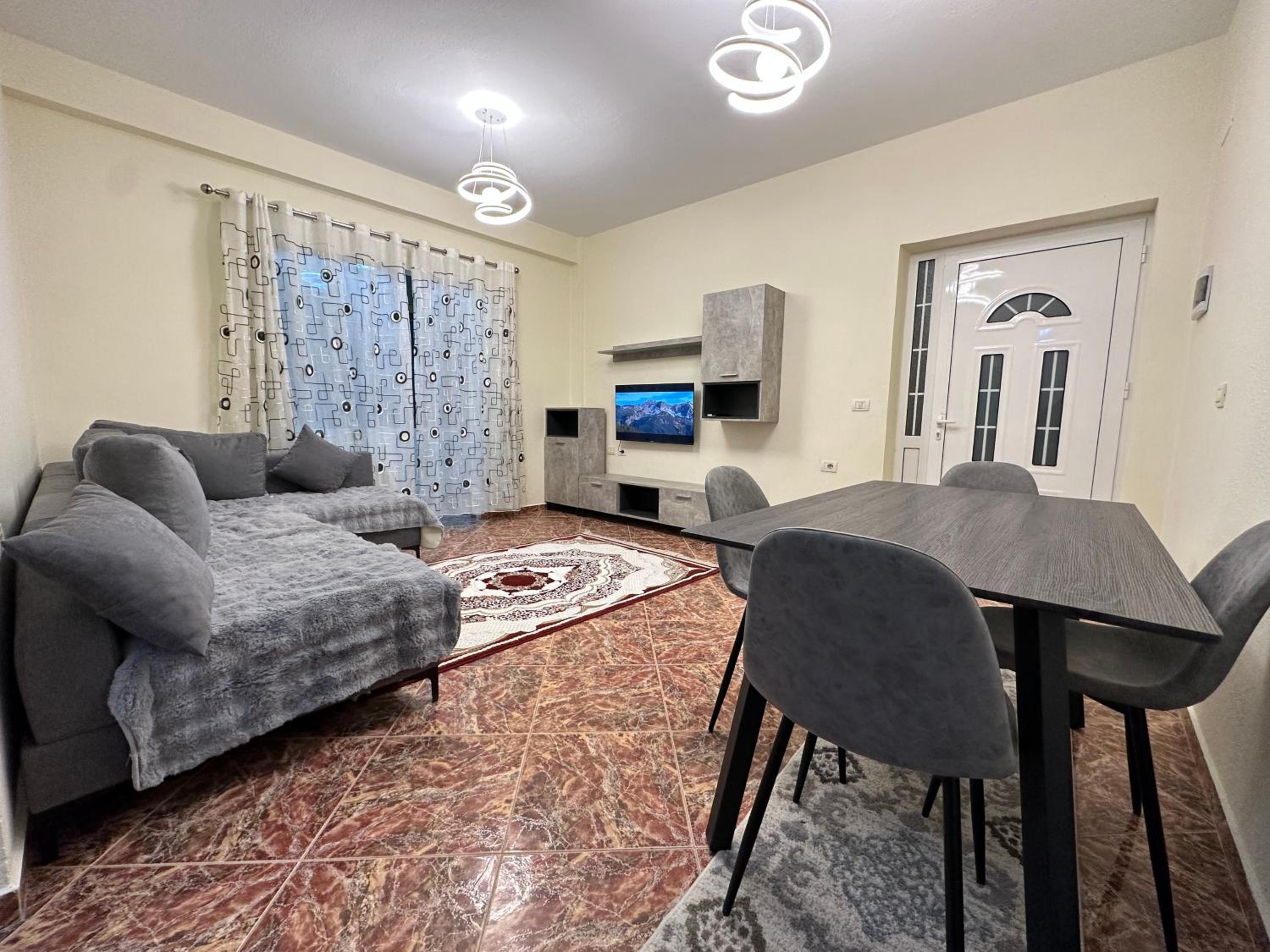Mandi Apartament