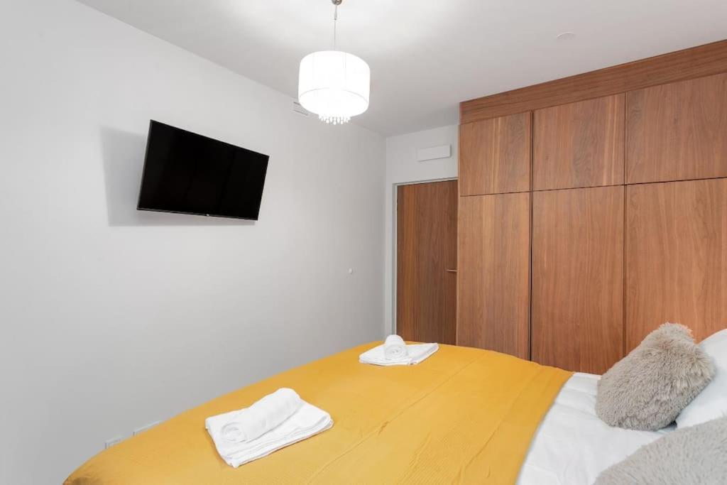 Premium apartment Queen downtown view 5