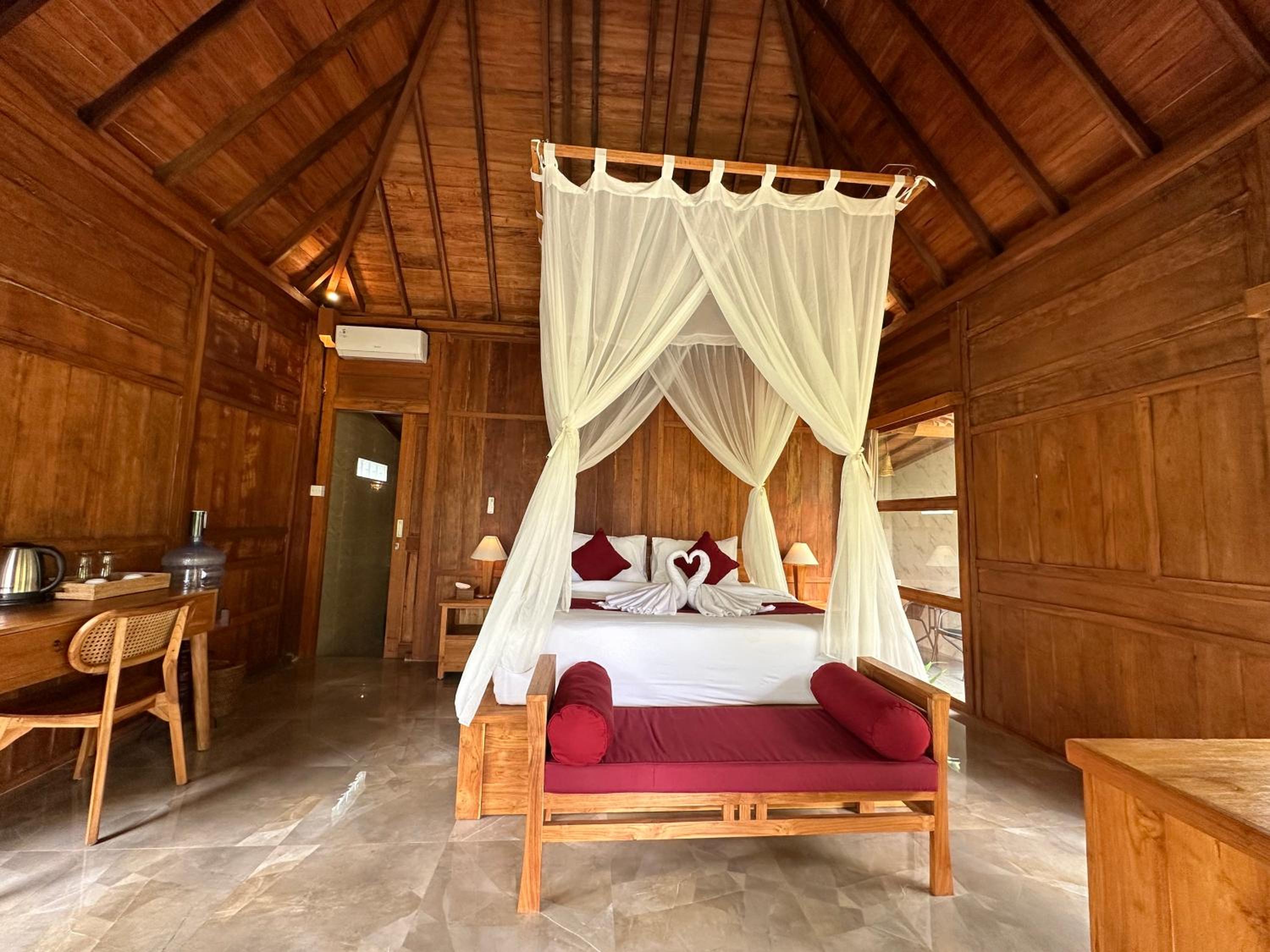 Toya Sutra Villa view 3