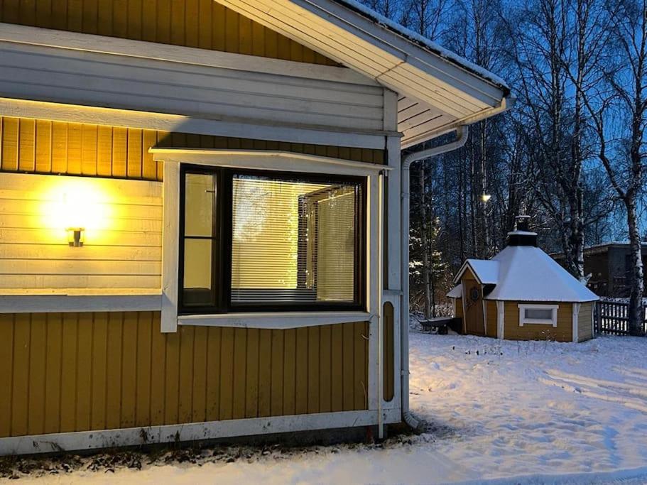 Traditional Nordic House with Sauna & Private Grillhut