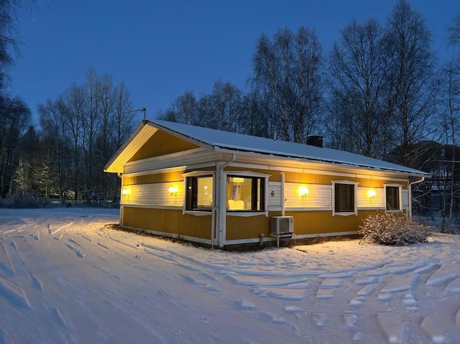Traditional Nordic House with Sauna & Private Grillhut