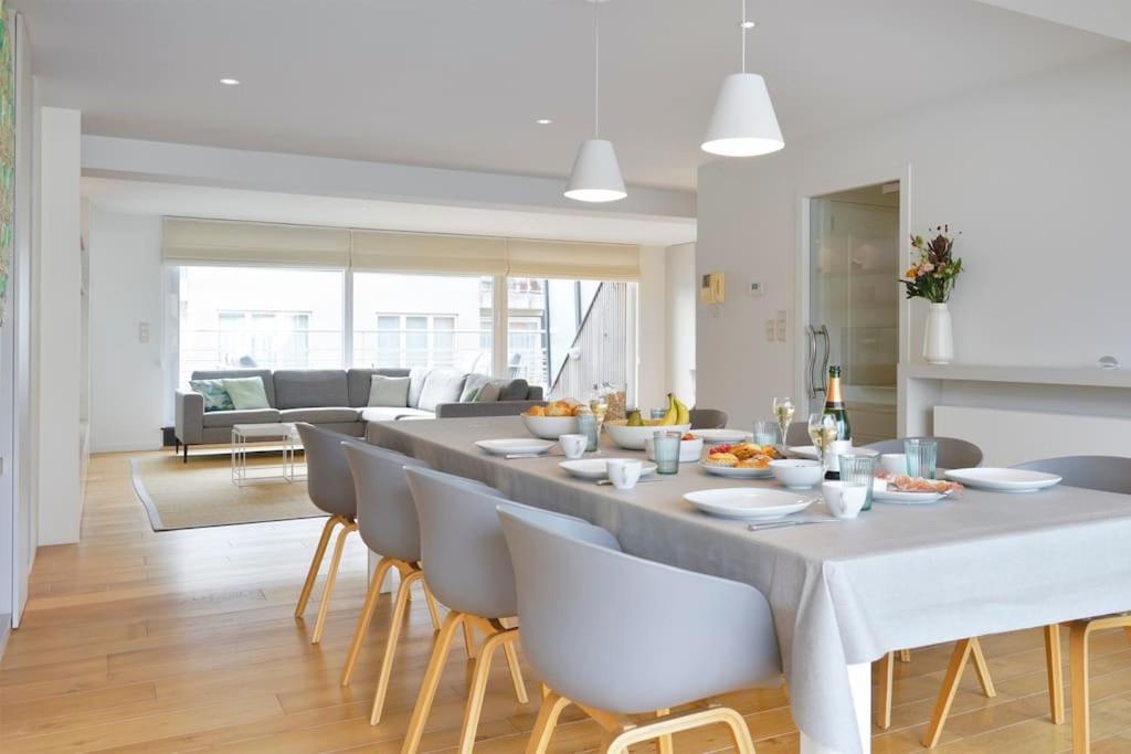 The Coastal Duplex and Free Parking
