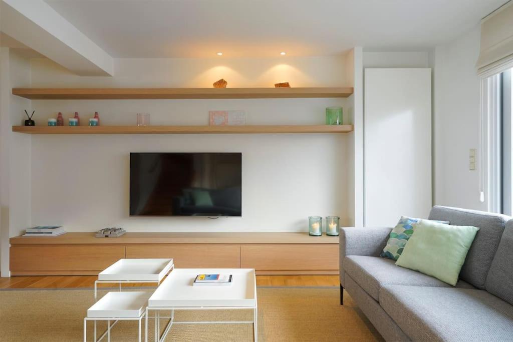 The Coastal Duplex and Free Parking