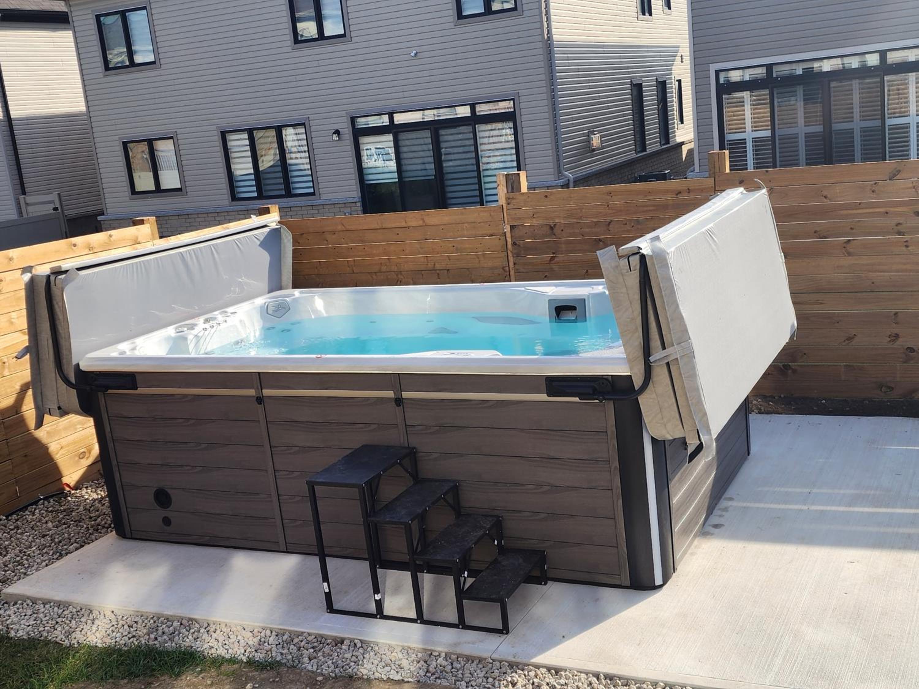 PARADISE VILLa Bowmanville