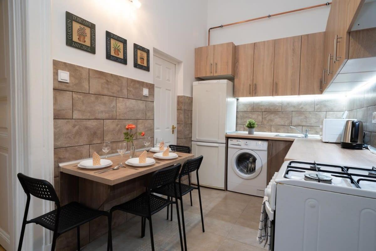 Comfortable Central and Quiet apartment