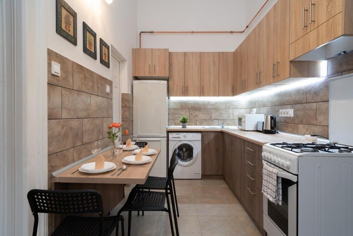 Comfortable Central and Quiet apartment