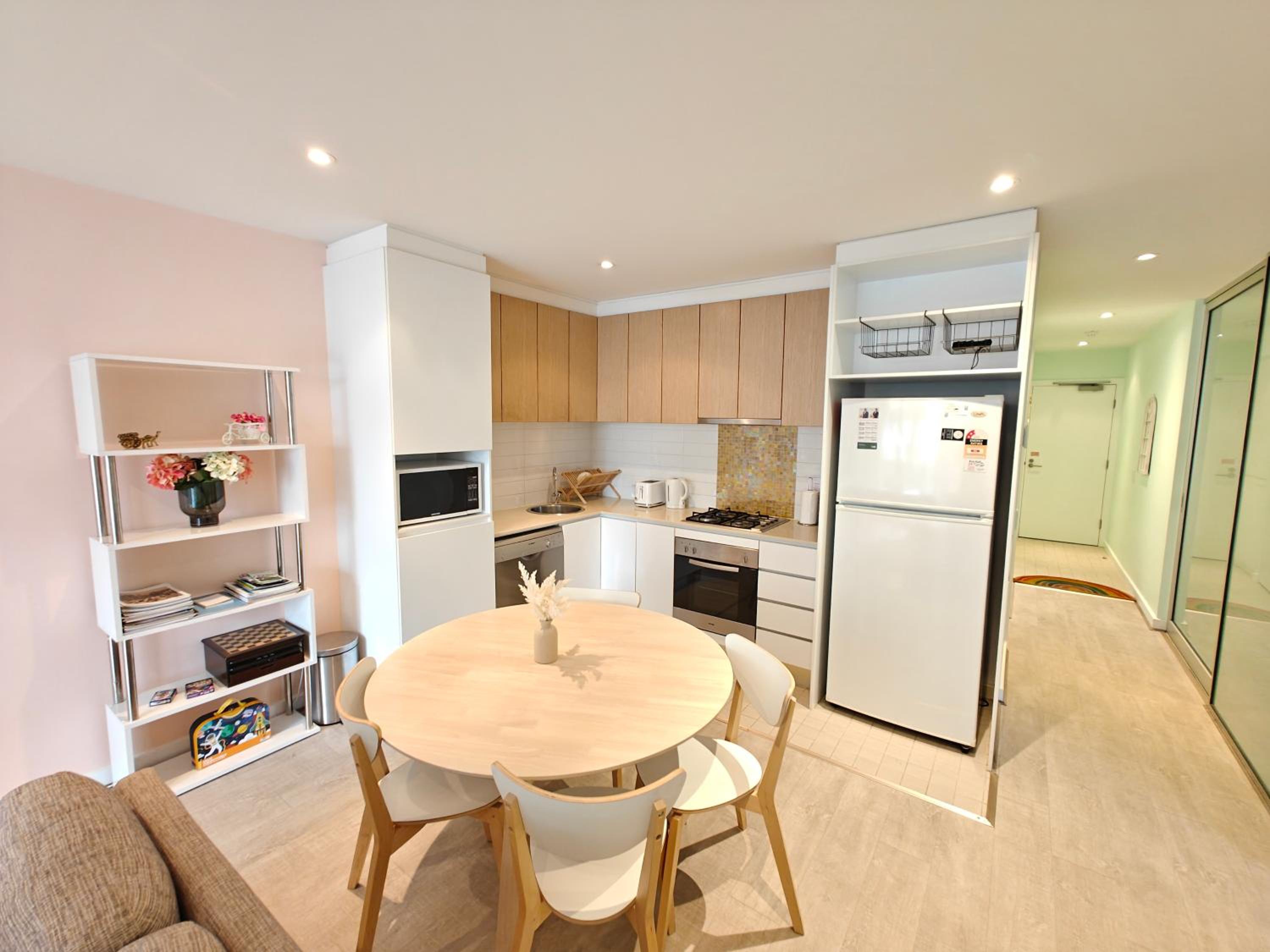 Luxury 2BR apartment in the heart of CBD