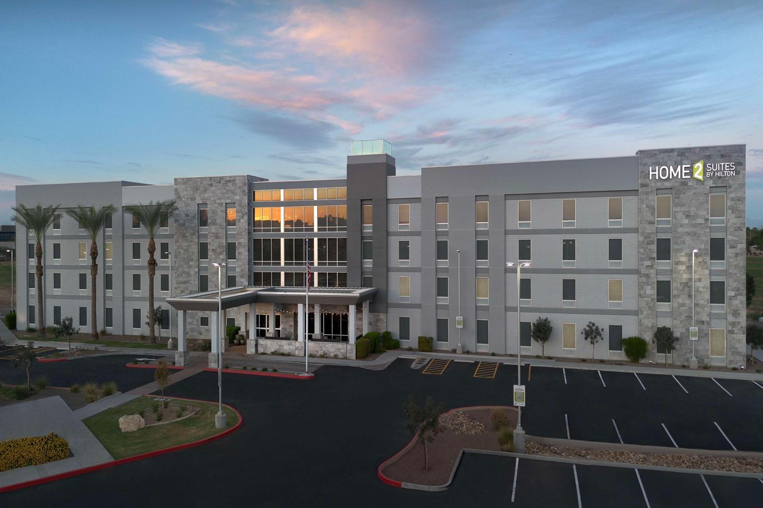 Hotel Home2 Suites by Hilton Phoenix Chandler - Image 1
