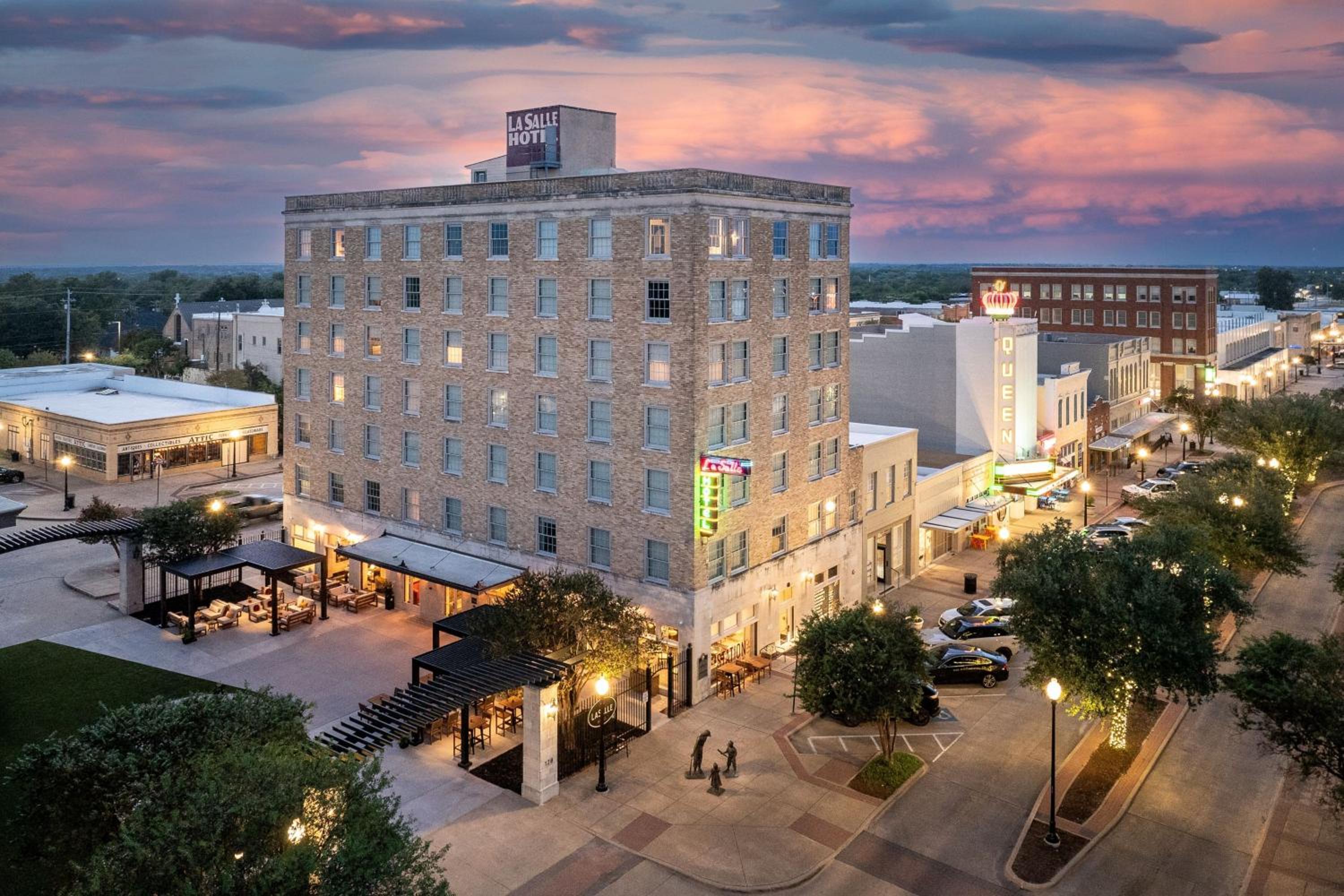 The LaSalle Hotel, Bryan College Station, a Tribute Portfolio Hotel view 5