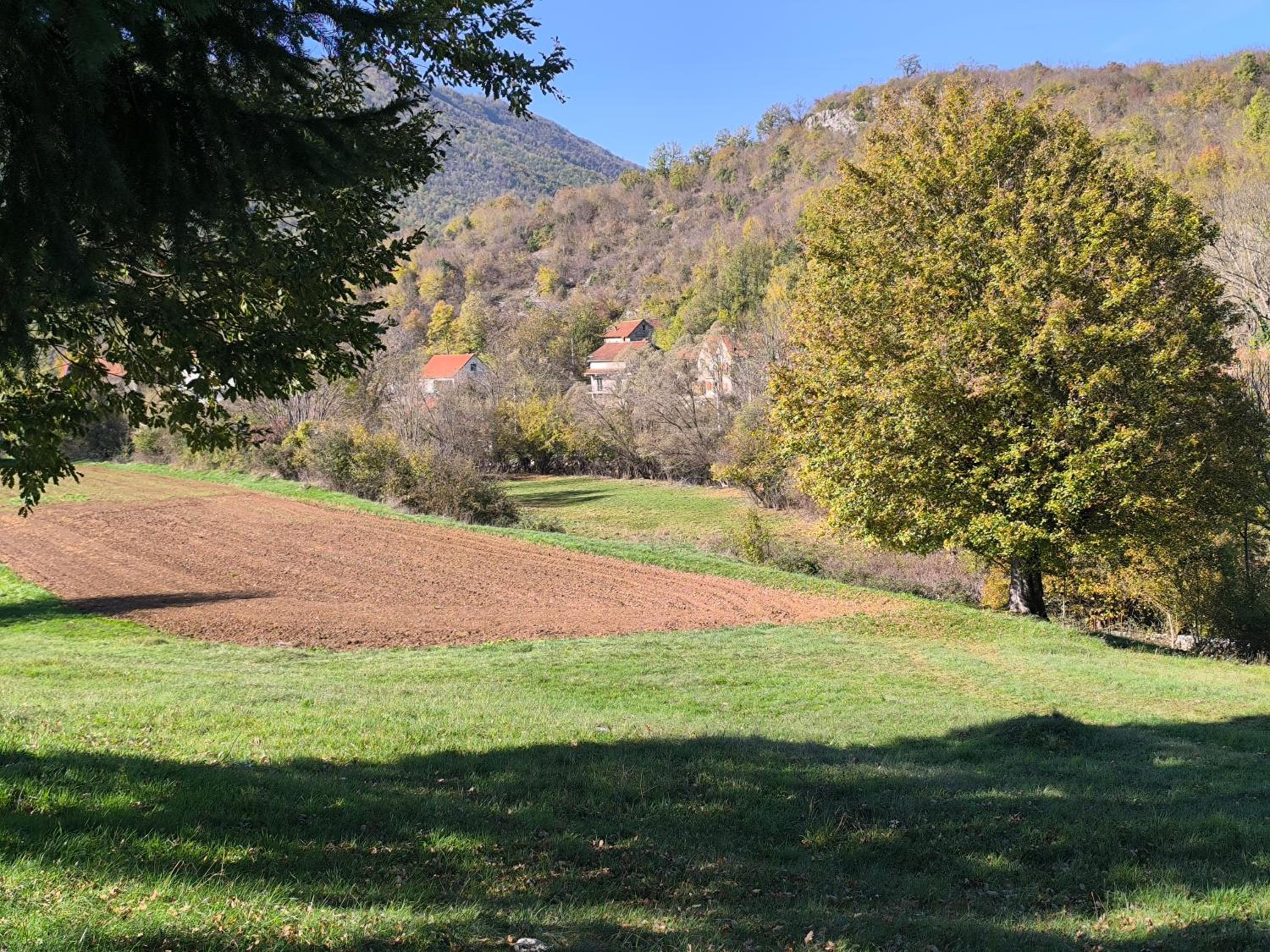 Vir house view 3