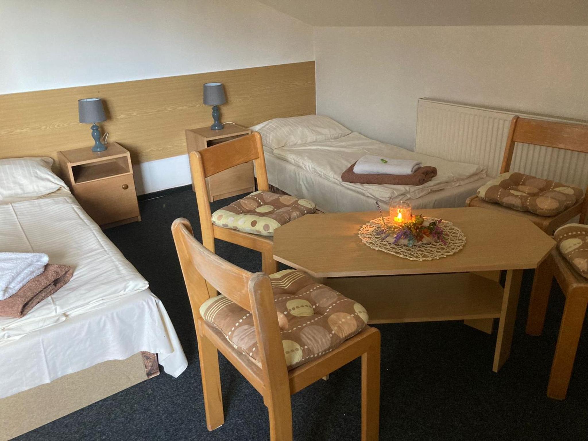 NEZNAŠOVY Restaurant - Penzion - Wellness - Sauna - SPA