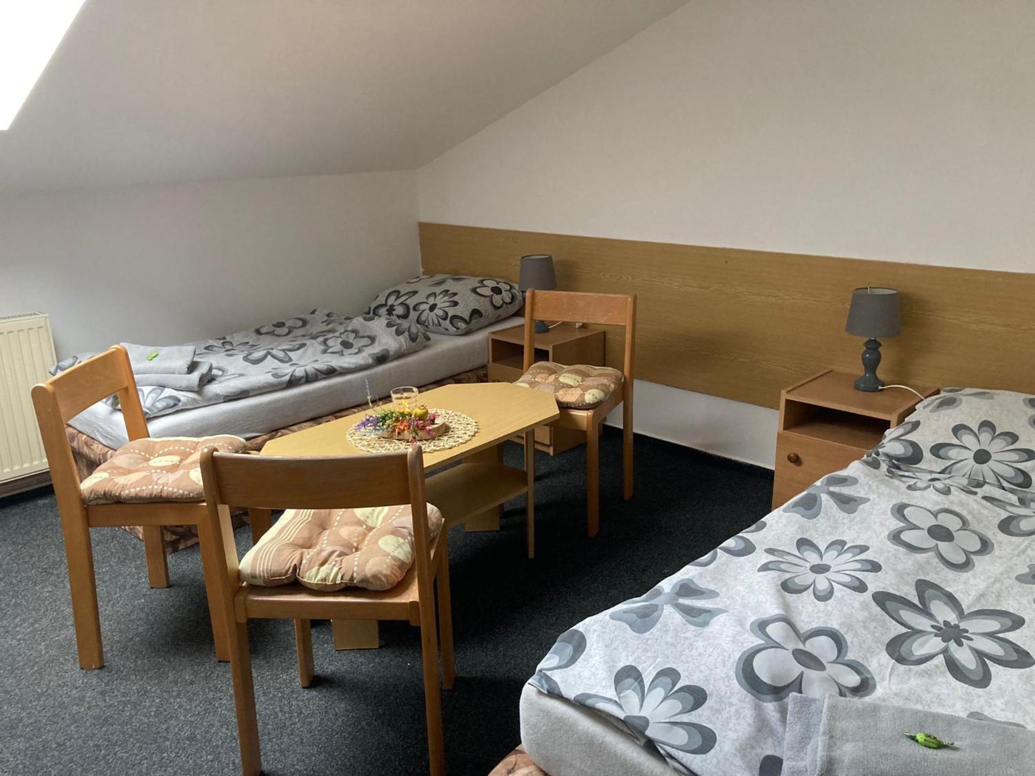 NEZNAŠOVY Restaurant - Penzion - Wellness - Sauna - SPA