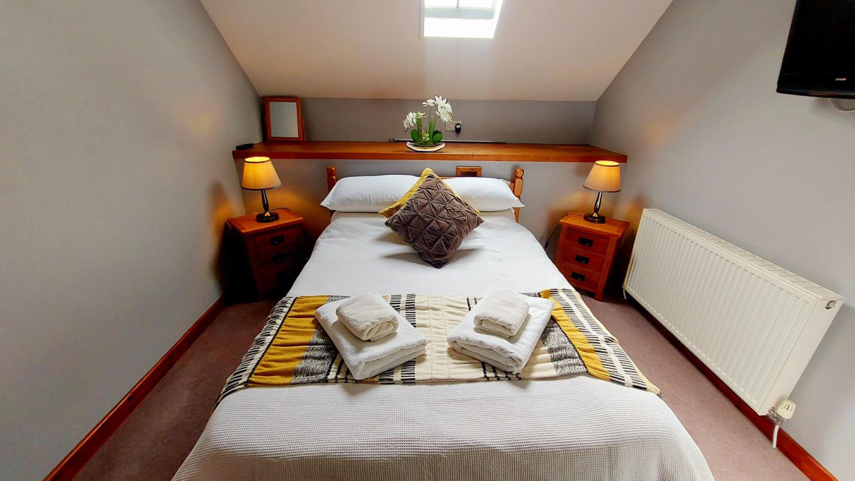 Dolgun Uchaf Historic B&B and Cottages with Boutique Bedrooms In The Heart of Snowdonia