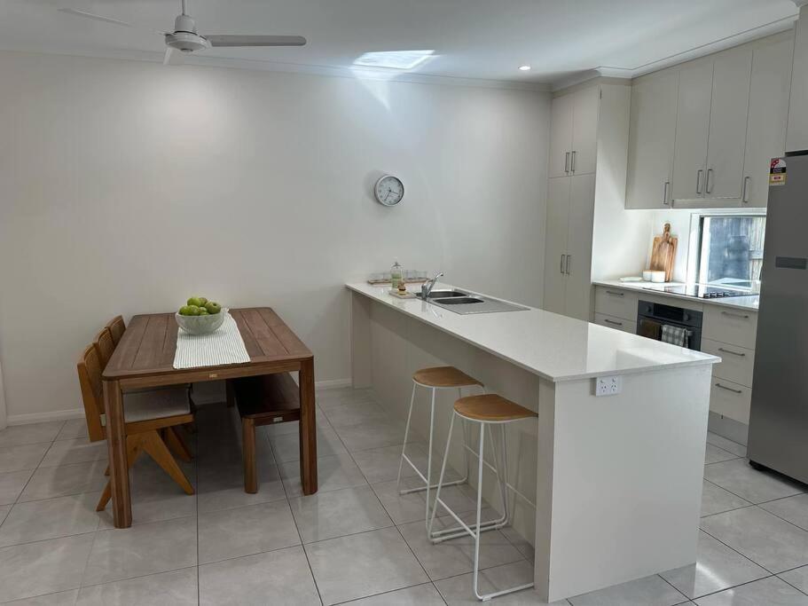 Modern Home close to CBD